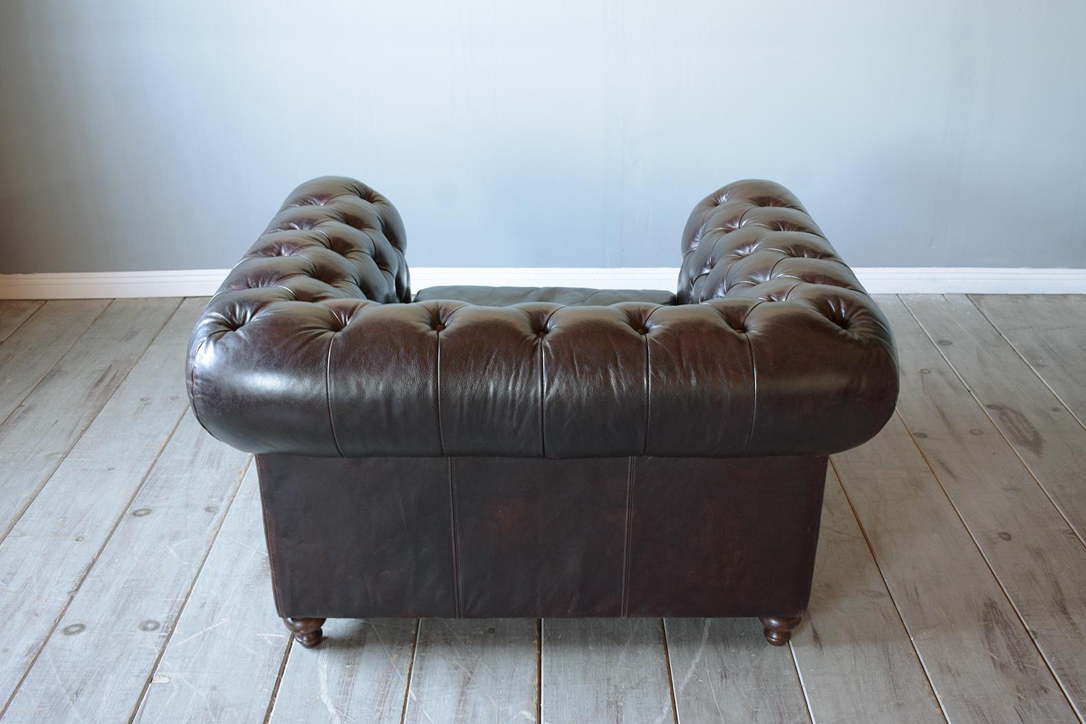 Chaise longue Chesterfield vintage des années 1980 en cuir bordeaux foncé en vente 13