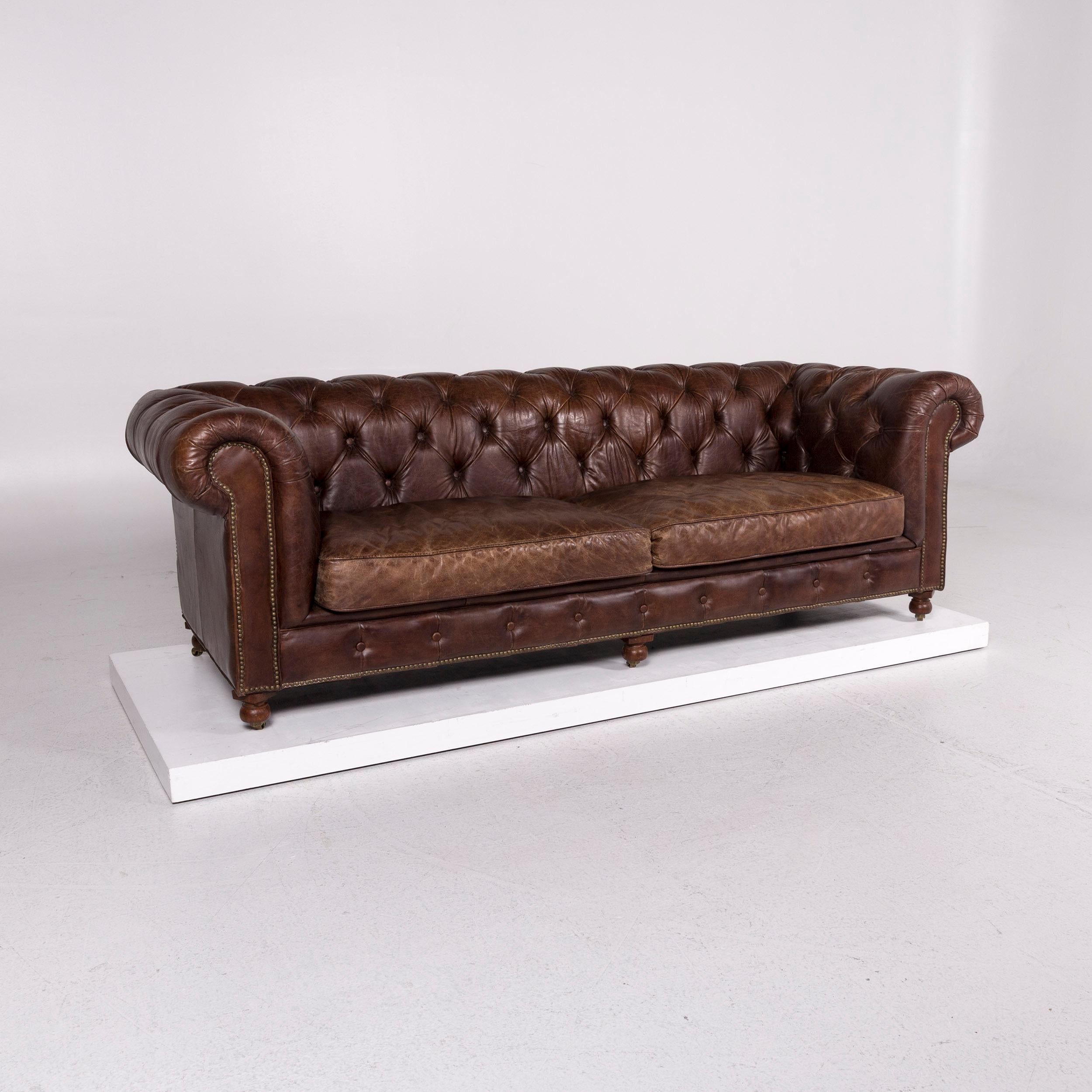 We bring to you a Chesterfield leather set brown 1 three-seat 1 armchair retro.
 

Product measurements in centimetres:
 

Depth 105
Width 242
Height 79
Seat-height 52
Rest-height 79
Seat-depth 65
Seat-width 172
Back-height 33.
 