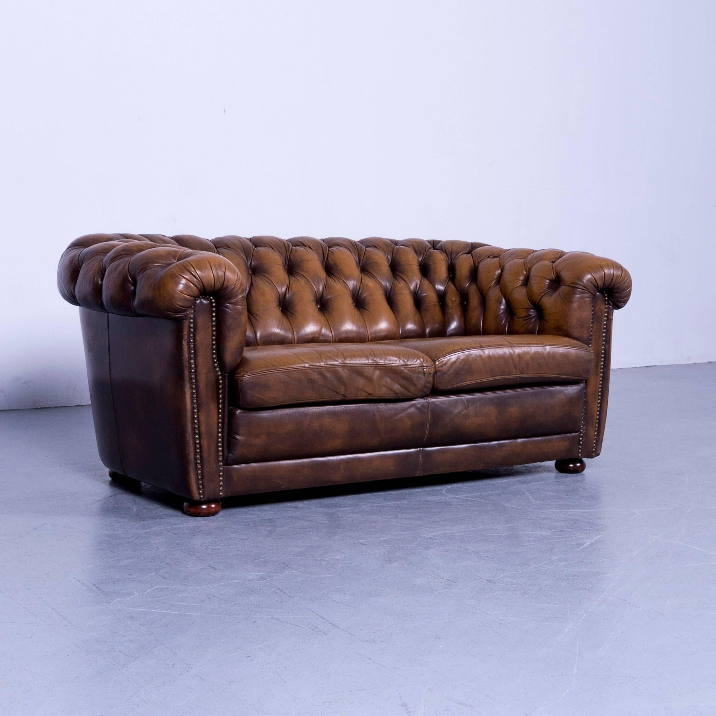 We bring to you an chesterfield leather sofa brown two-seat couch.

















  