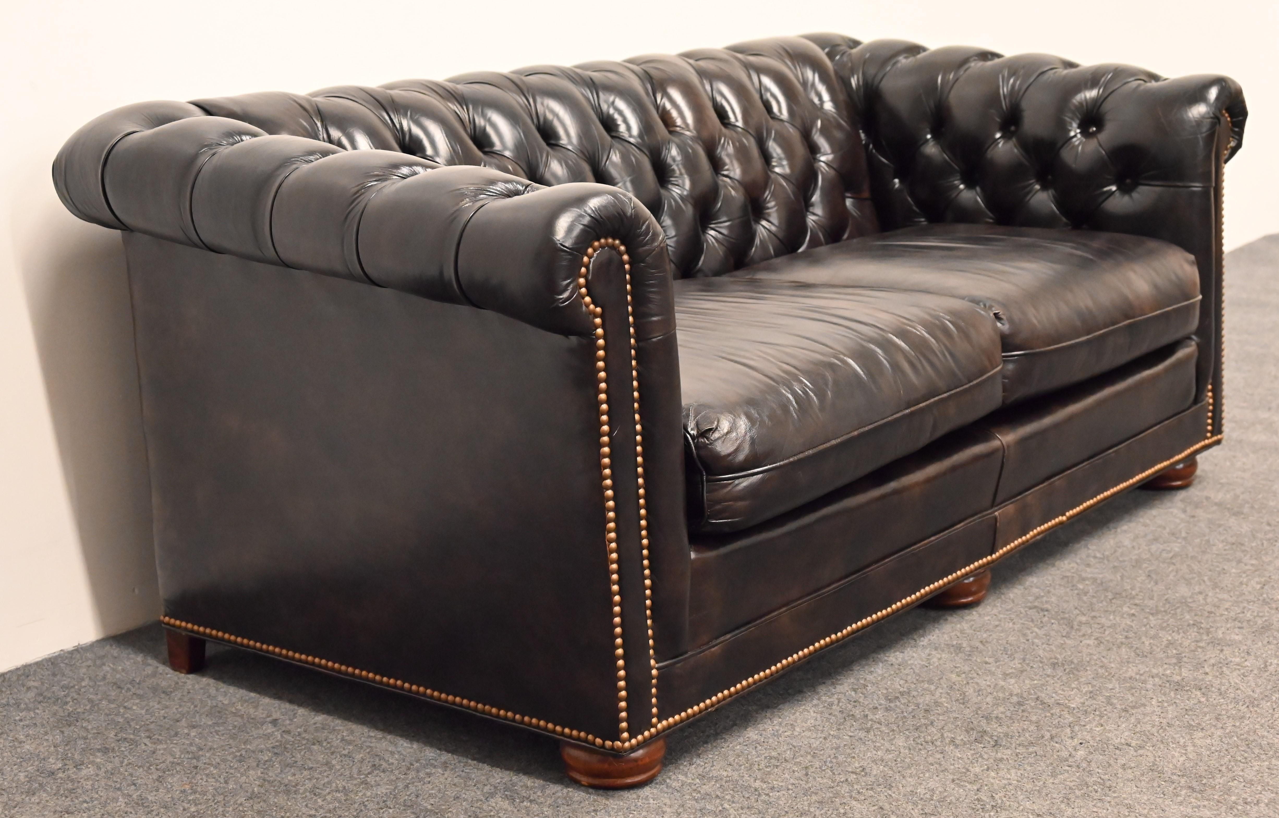 Late 20th Century Chesterfield Leather Sofa by Leathercraft, 1970s
