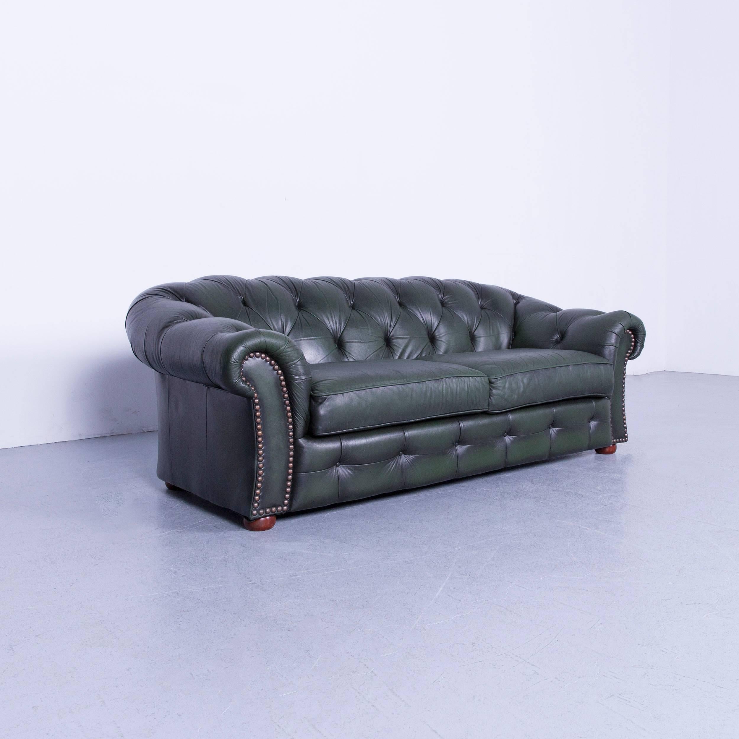 Chesterfield Leather Sofa Green Three-Seat Couch In Good Condition In Cologne, DE