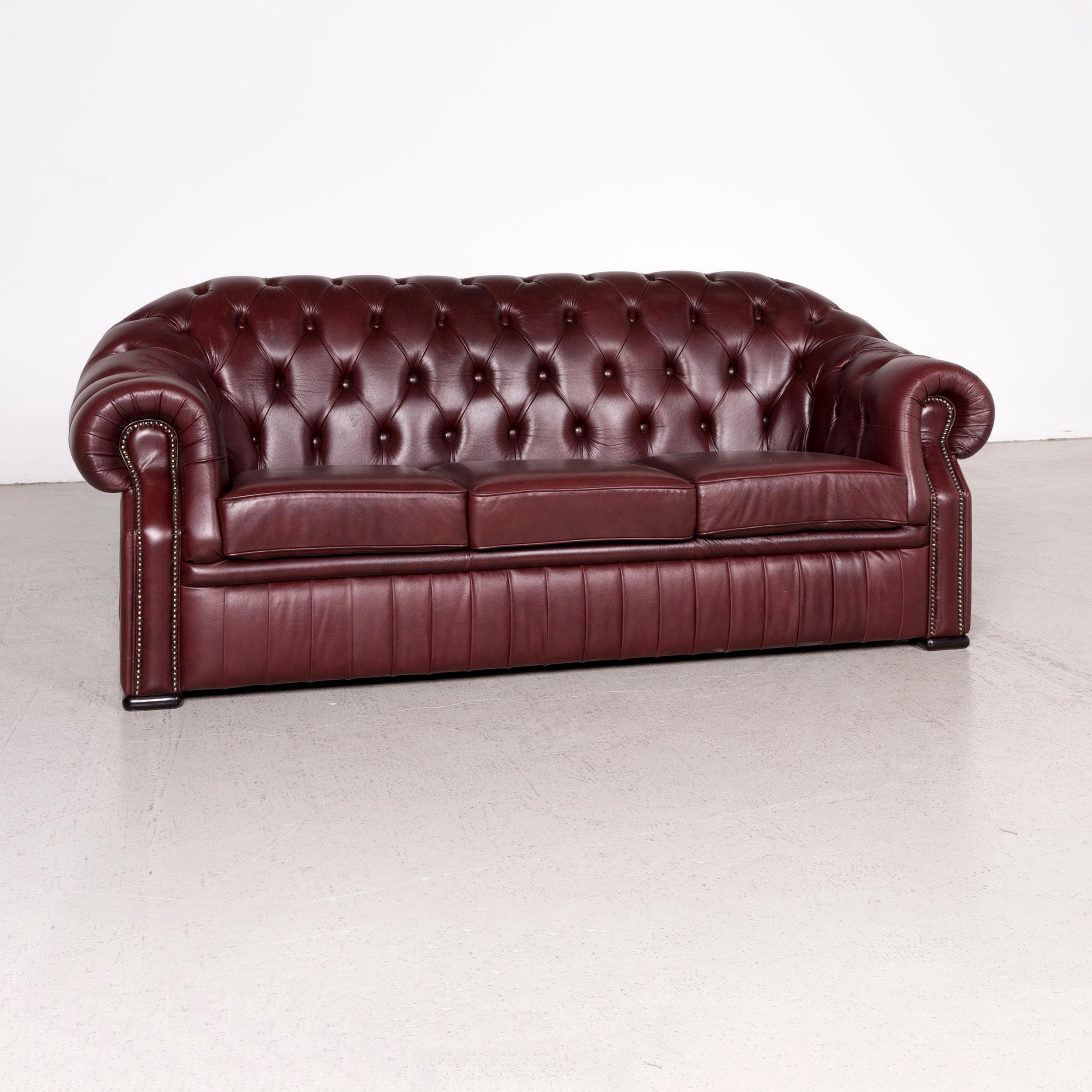 We bring to you a Chesterfield leather sofa red genuine leather three-seat couch vintage retro.
 

Product measures in centimeters:

Depth: 95
Width: 210
Height: 85
Seat-height: 45
Rest-height: 65
Seat-depth: 55
Seat-width: