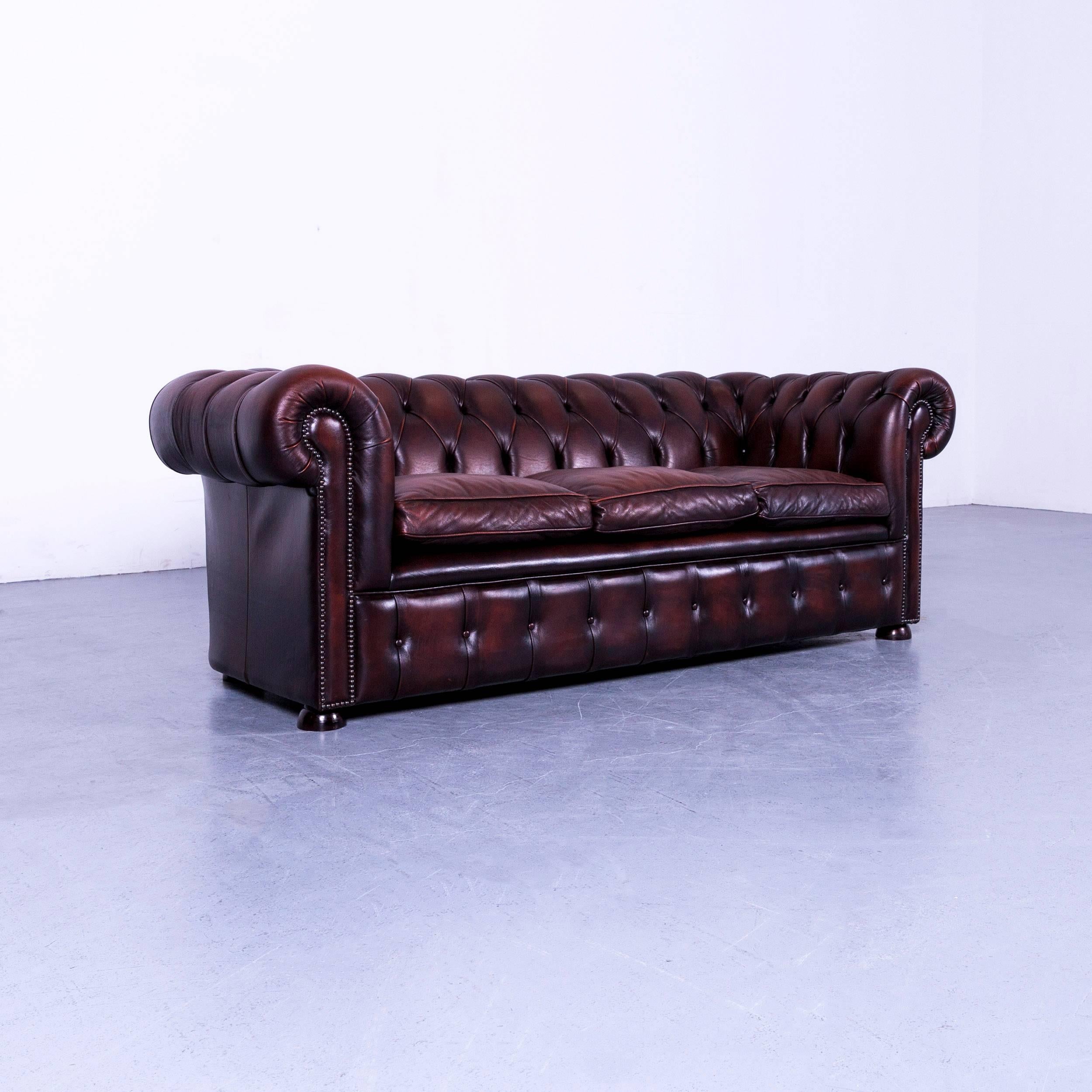 We bring to you an Chesterfield leather sofa red three-seat couch.

















 