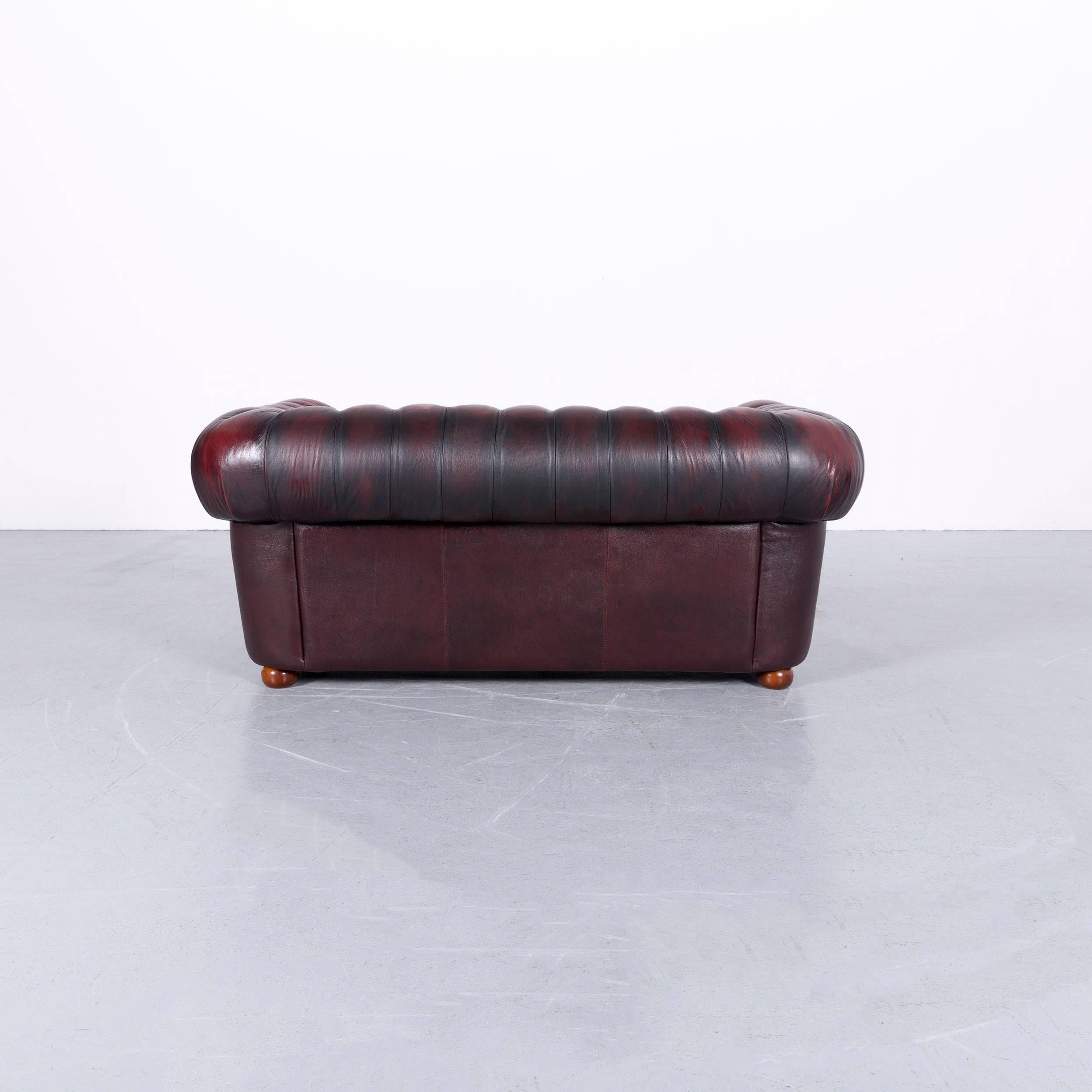 Chesterfield Leather Sofa Red Two-Seat Couch 3