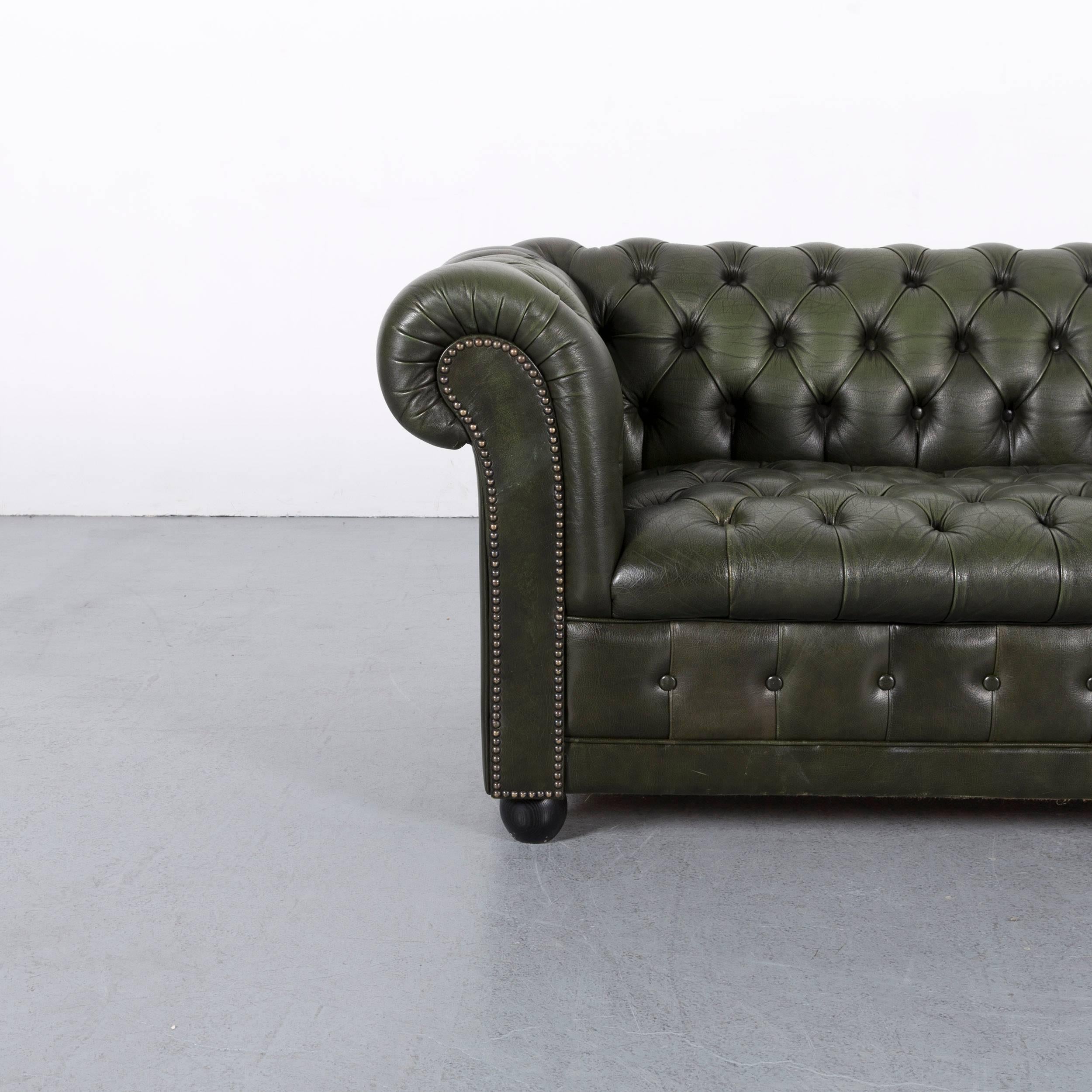 We bring to you an Chesterfield leather sofa set green three-seat club chair.





























 