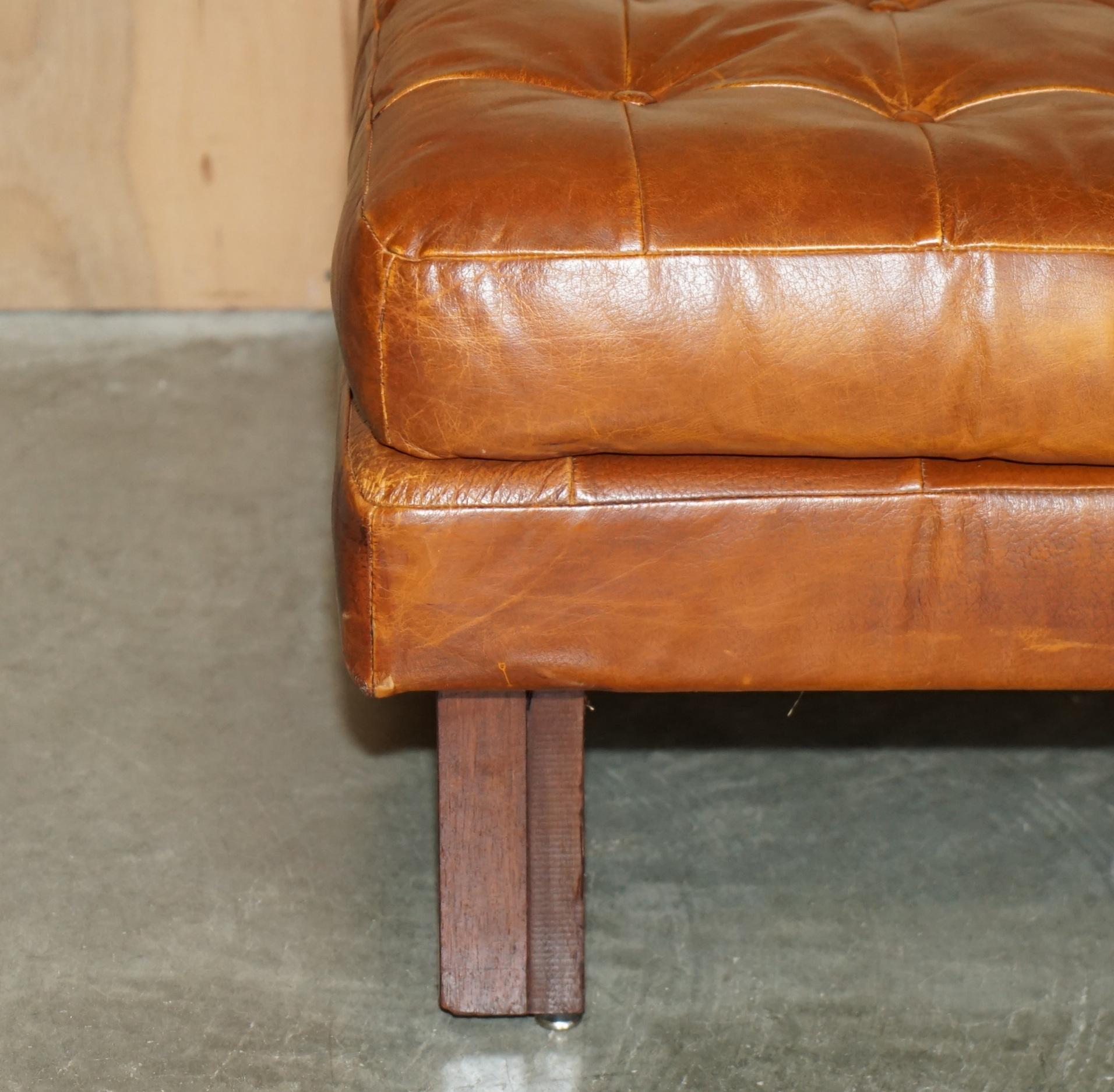 20ième siècle CHESTERFiELD LEGACY CUIR BRUN KNOLL STUDIO BARCELONA STYLE DAYBED FOOTSTOOL en vente