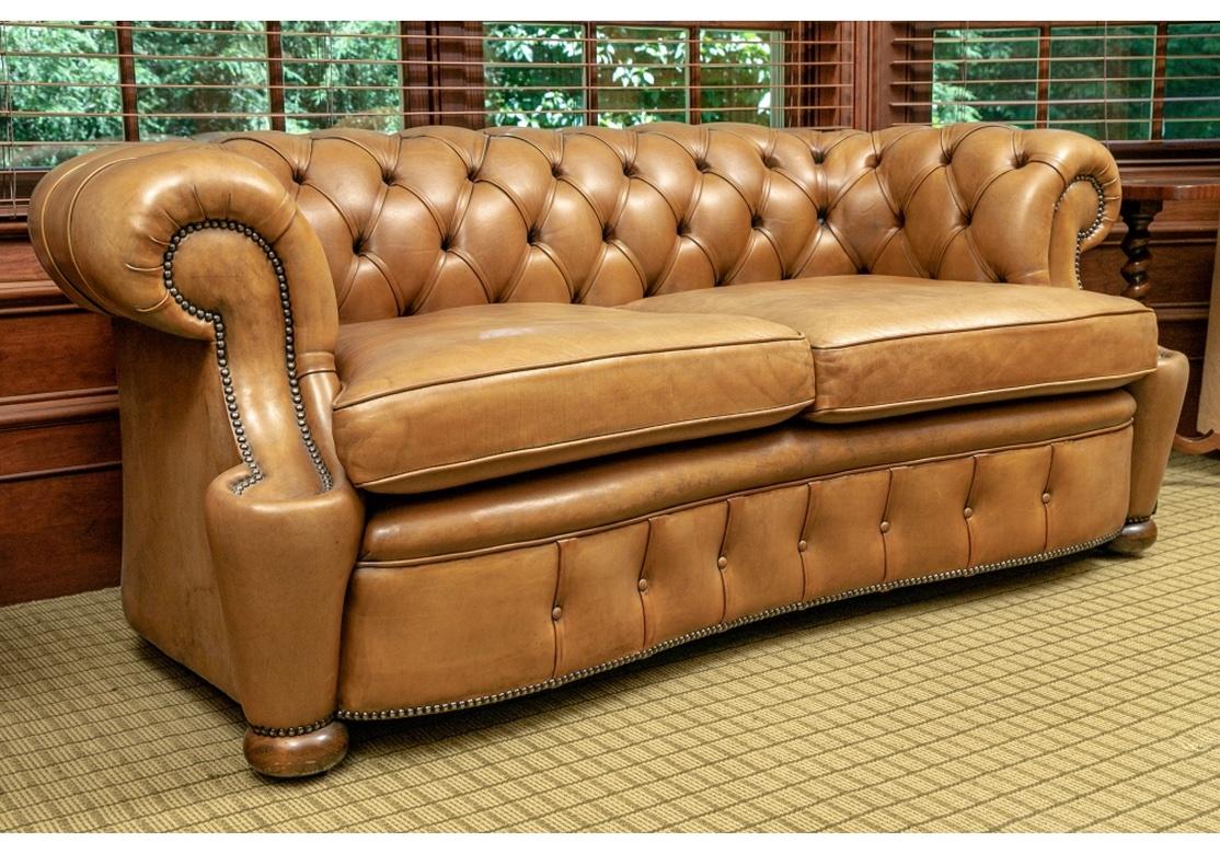 Chesterfield Loveseat in Caramel Tufted Leather For Sale 1