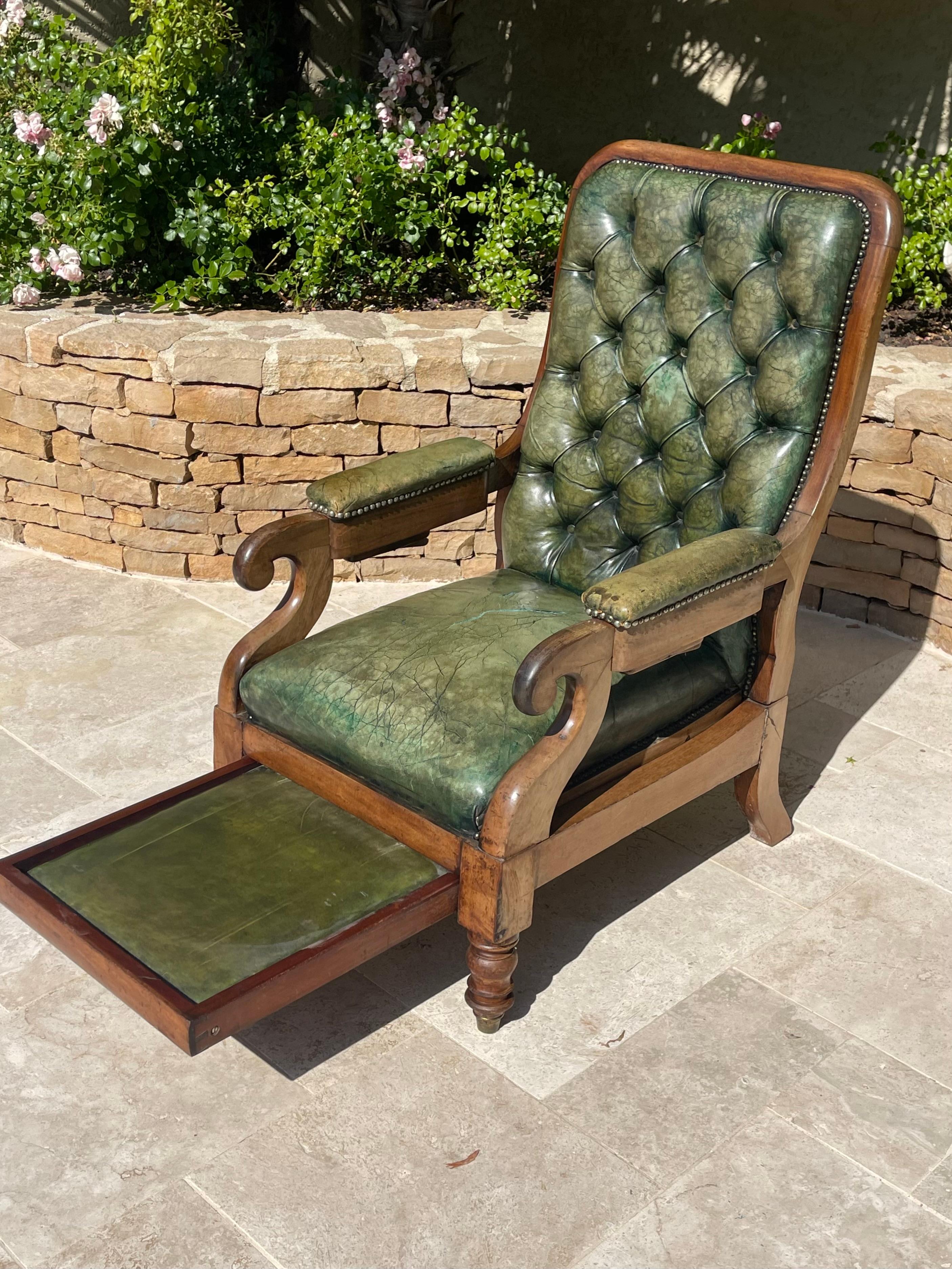 Fauteuil Chesterfield en acajou en vente 4