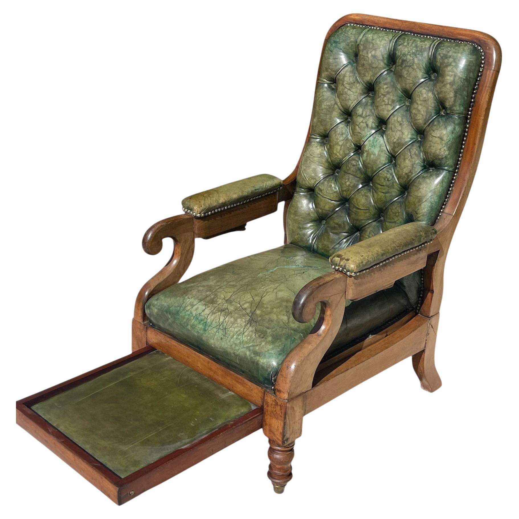 Fauteuil Chesterfield en acajou en vente