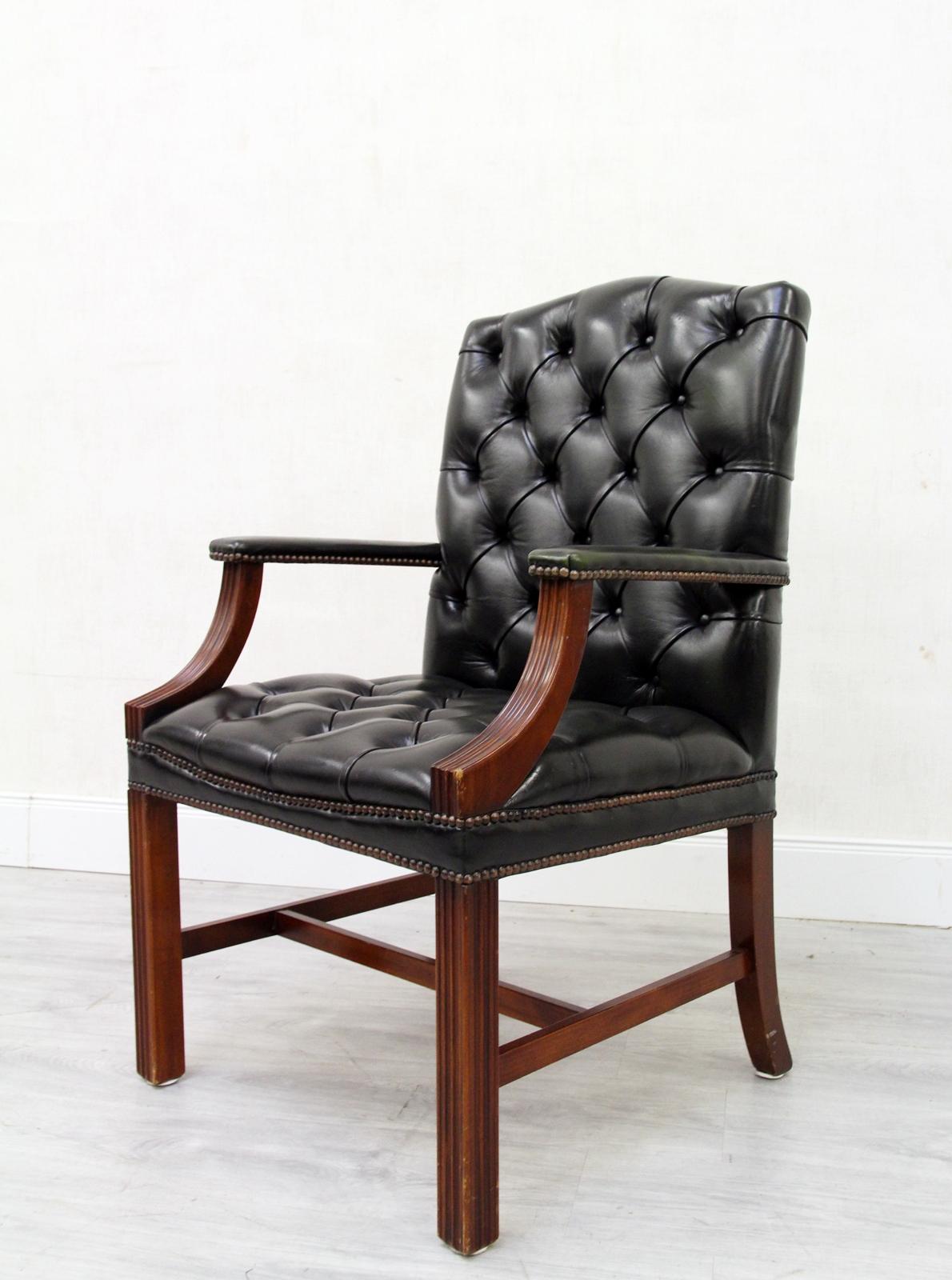 Late 20th Century Chesterfield Office Chair Leather Armchair Antique English Armchair Chair For Sale