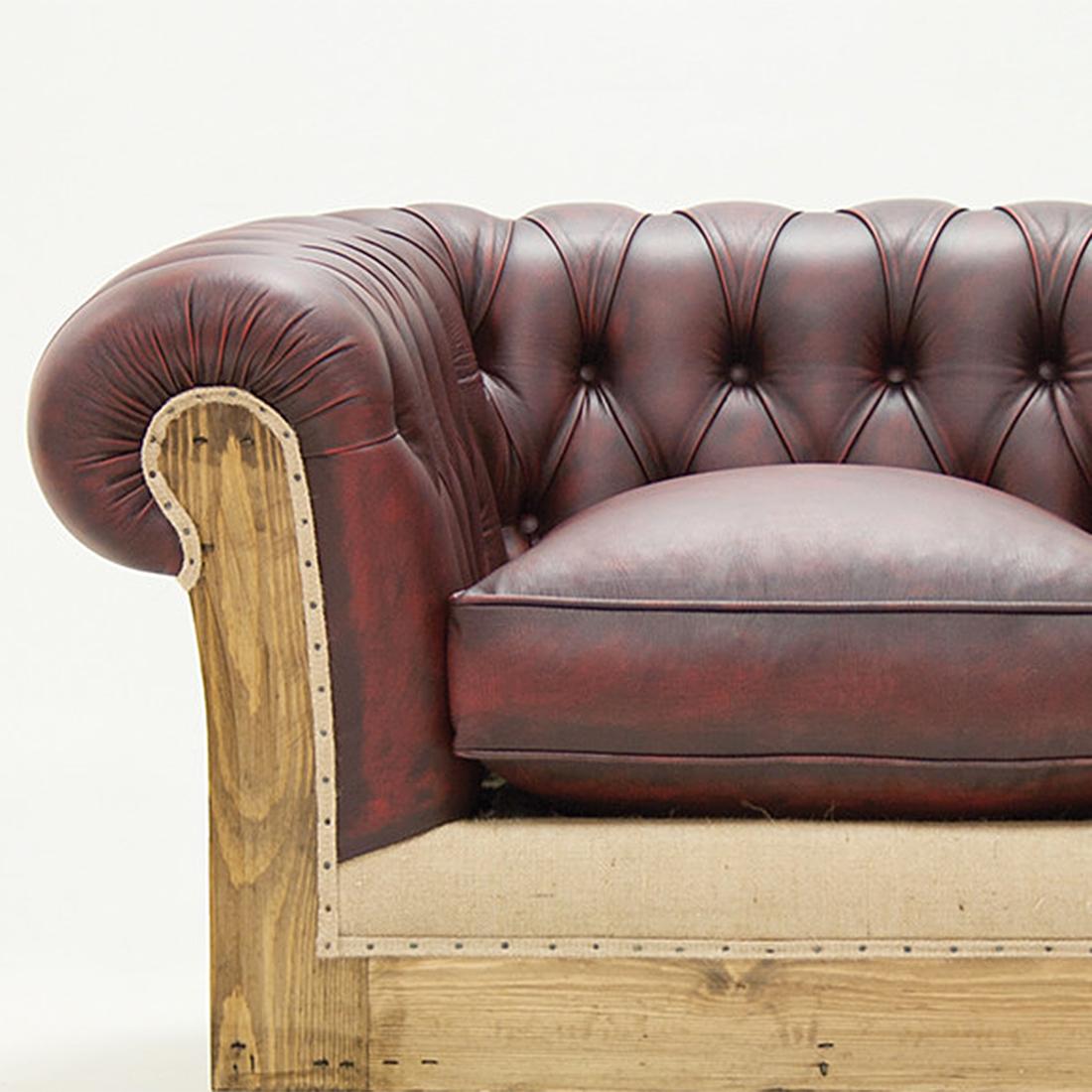 Chesterfield Raw Armchair with Red Vintage Leather In New Condition For Sale In Paris, FR