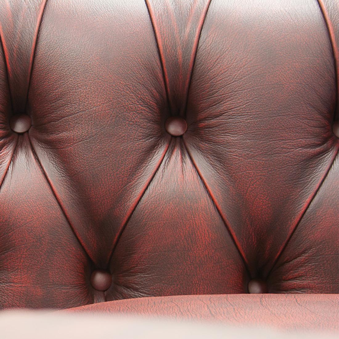 Chesterfield Raw Armchair with Red Vintage Leather For Sale 2