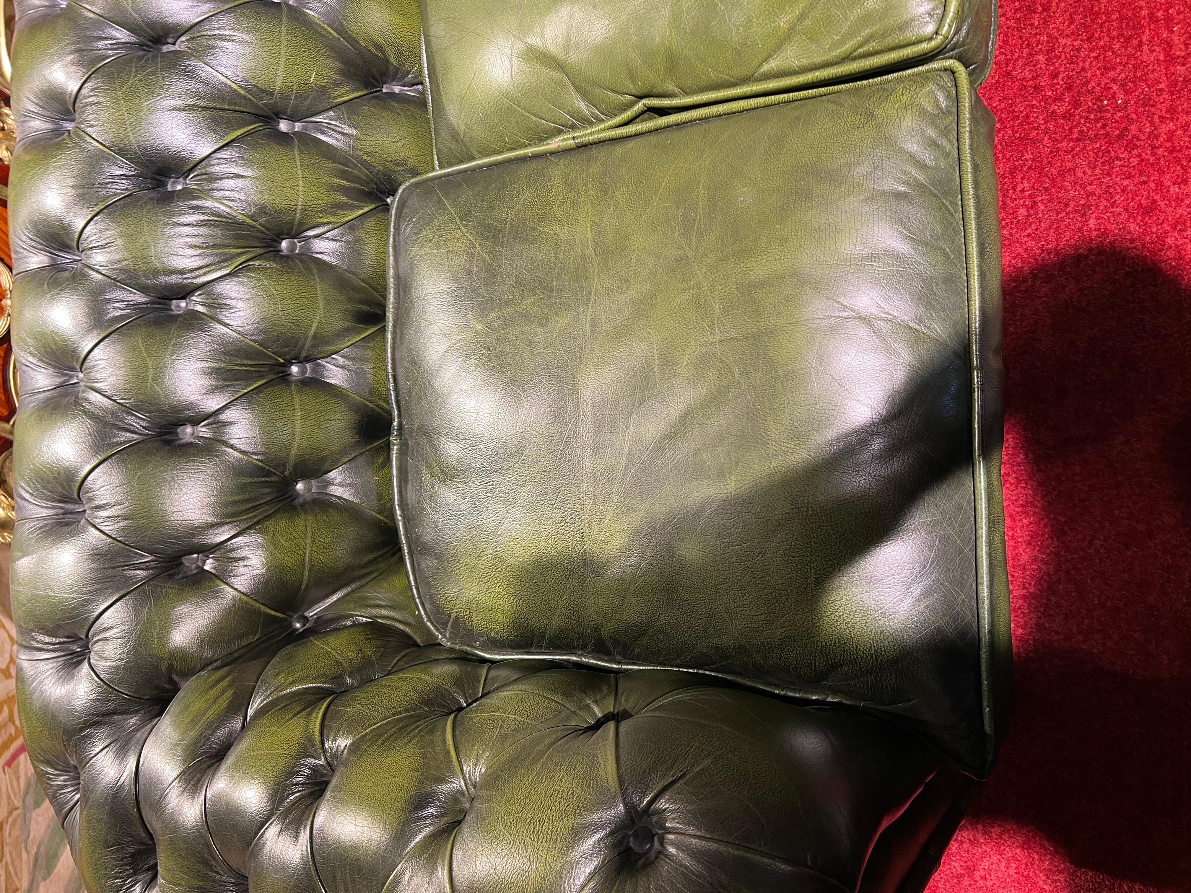 Chesterfield Set Kent Modell 3, 2 Seater and Armchair Brand by Centurion 9