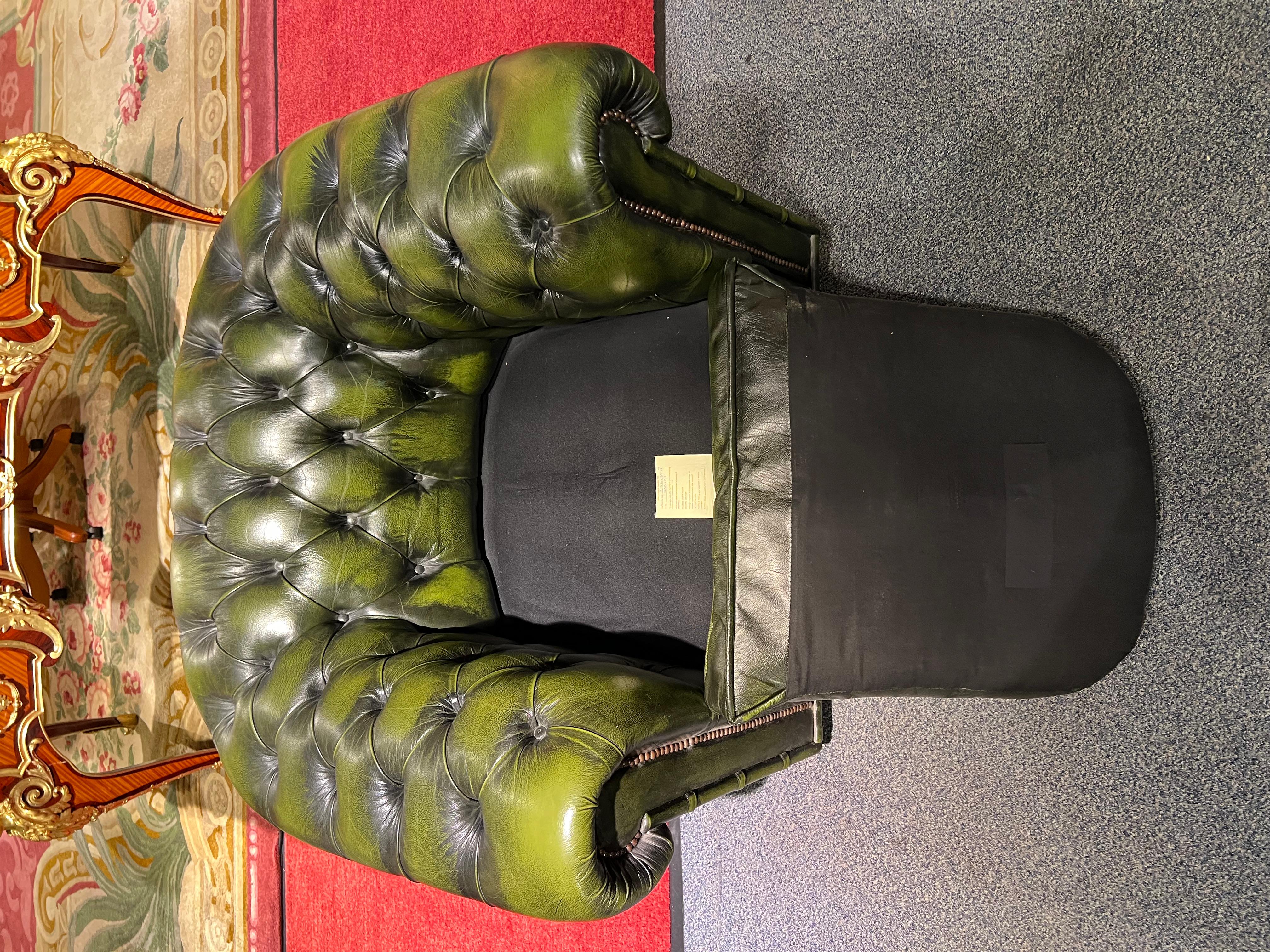 Chesterfield Set Kent Modell 3, 2 Seater and Armchair Brand by Centurion 12