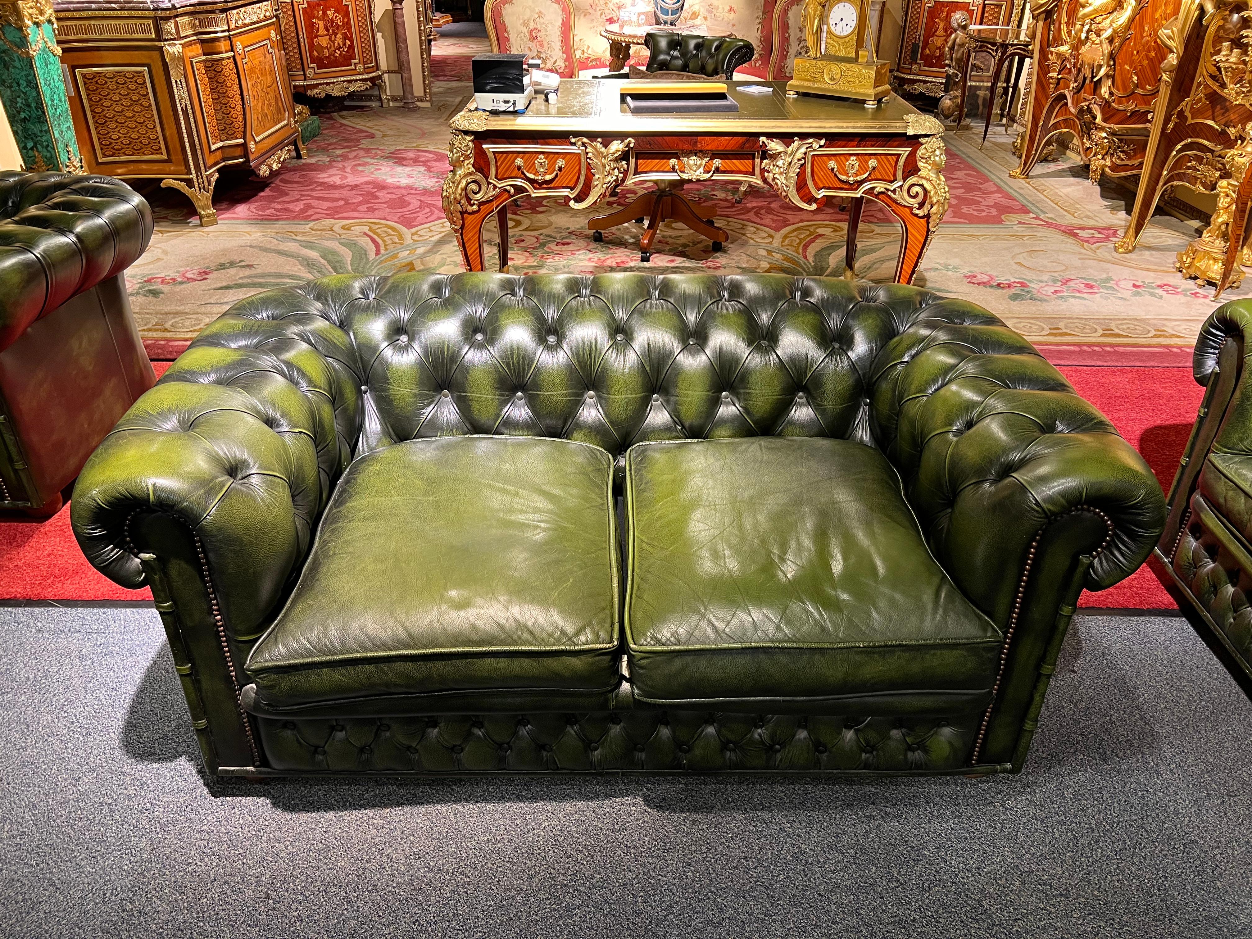 Chesterfield Set Kent Modell 3, 2 Seater and Armchair Brand by Centurion 3