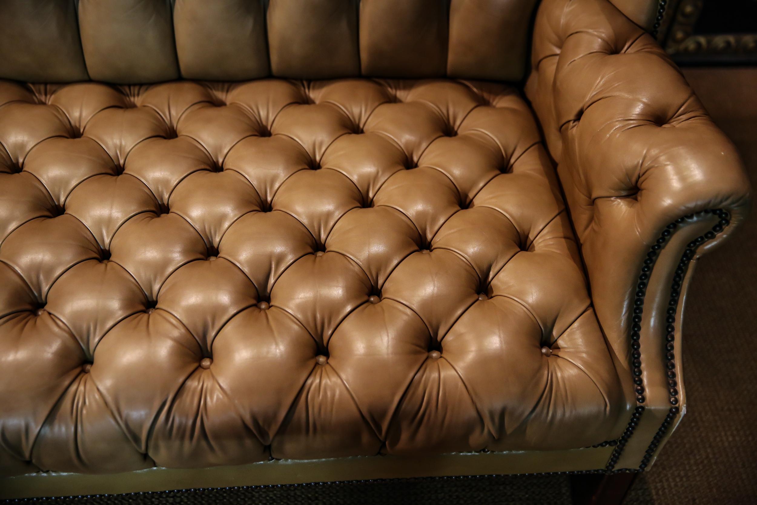 Chesterfield Sofa 2-Seater, High Back Top Condition 8