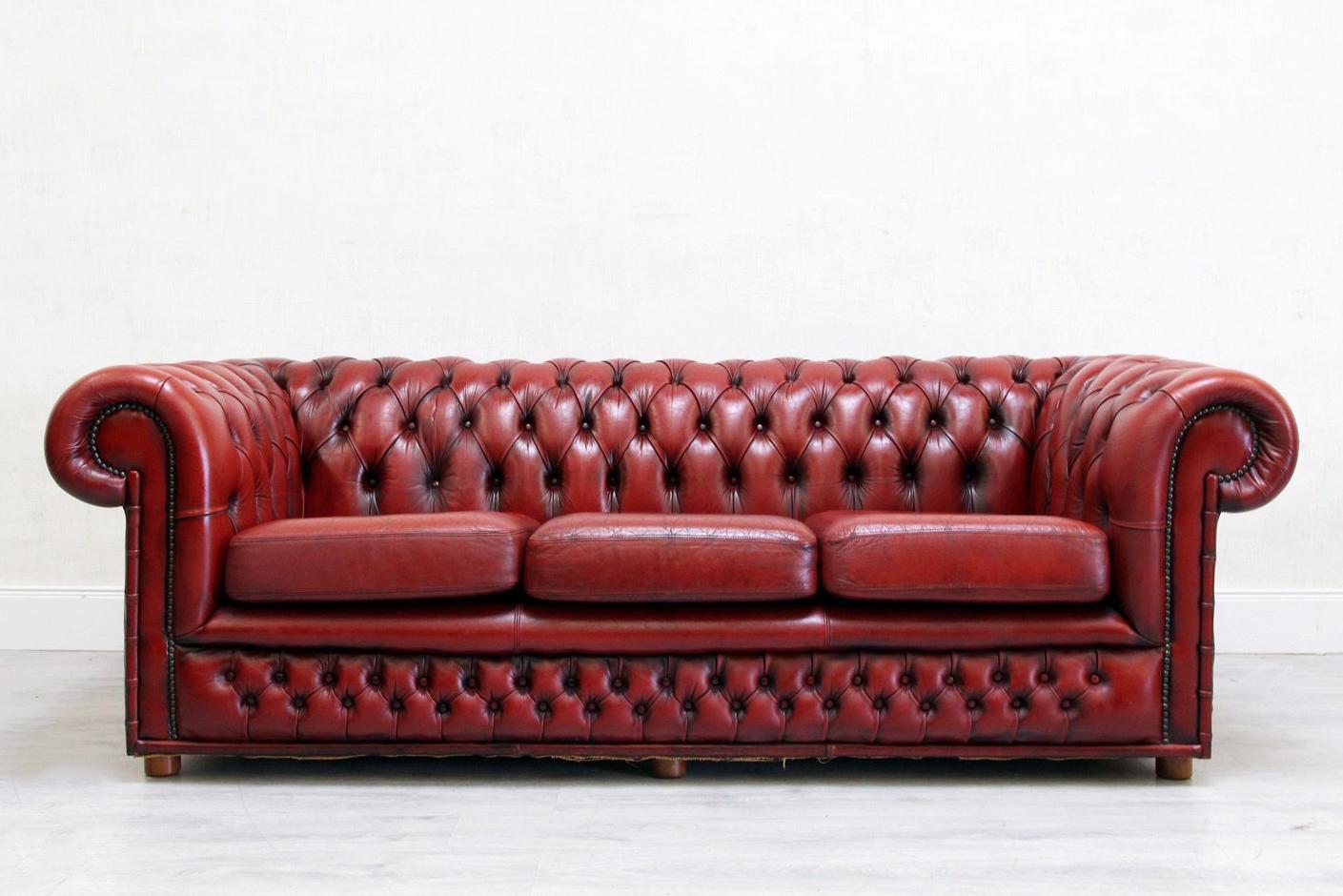 Late 20th Century Chesterfield Sofa Garnitur Ledergarnitu Couch Antik 2-Seat 3-Seat, English For Sale