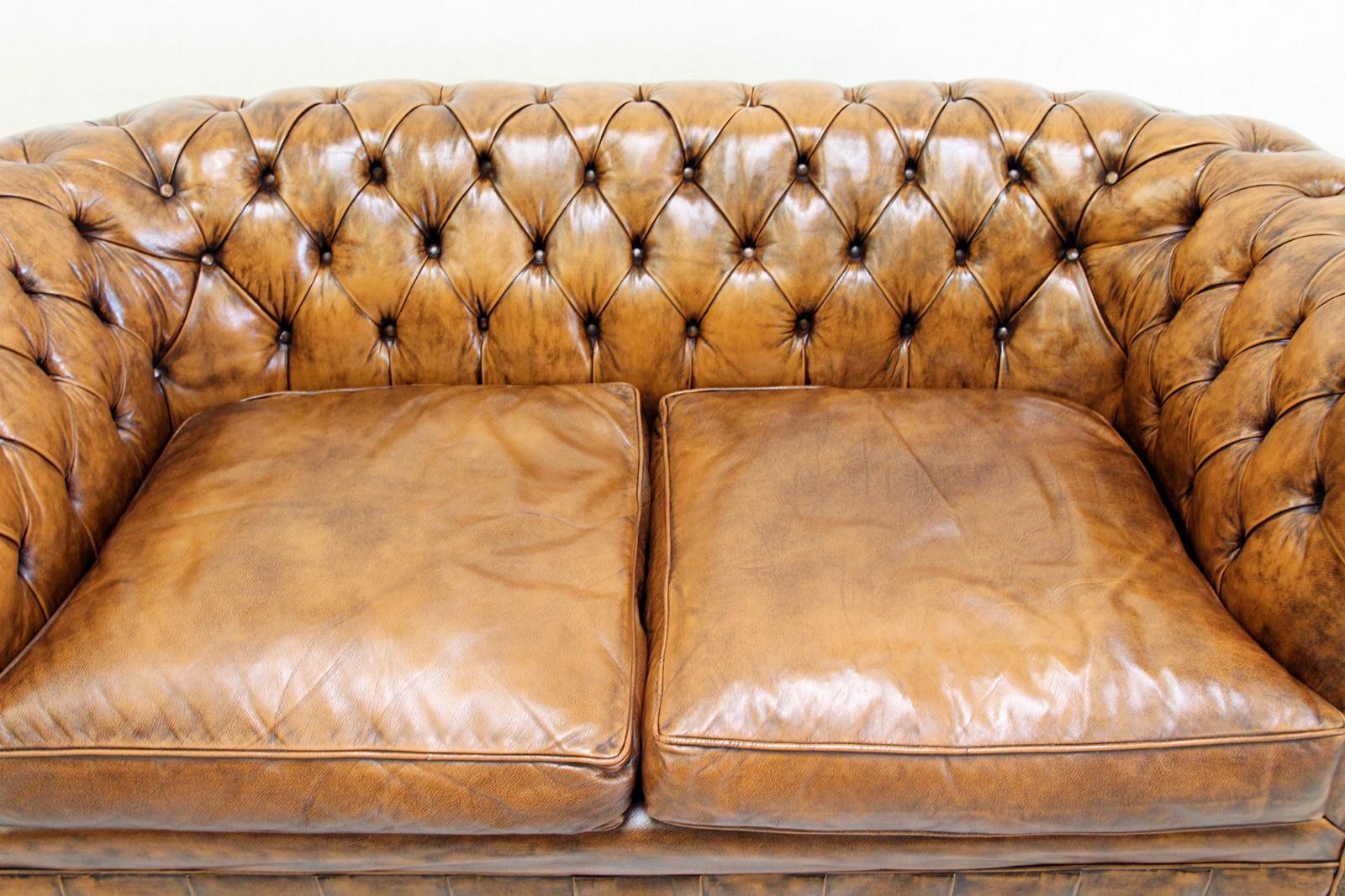 Chesterfield Sofa Leather Antique Vintage Couch English Real Leather In Good Condition For Sale In Lage, DE