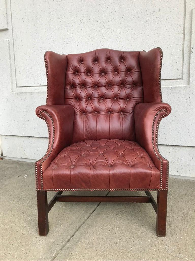 Chesterfield Studded and Buttoned Burgundy Leather Armchair In Good Condition In Stamford, CT