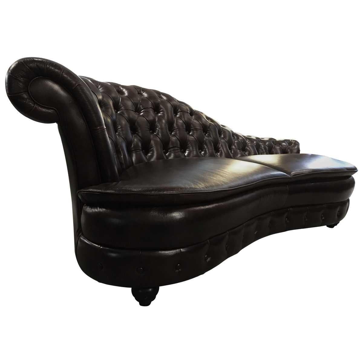Victorian furniture takes inspiration from the reign of Queen Victoria (from 1837 to 1901). It is an elegant style, characterized by ornate carvings, dark woods, and heavy luxurious fabrics.
Vintage button tufted ox blood leather chaise.
Features