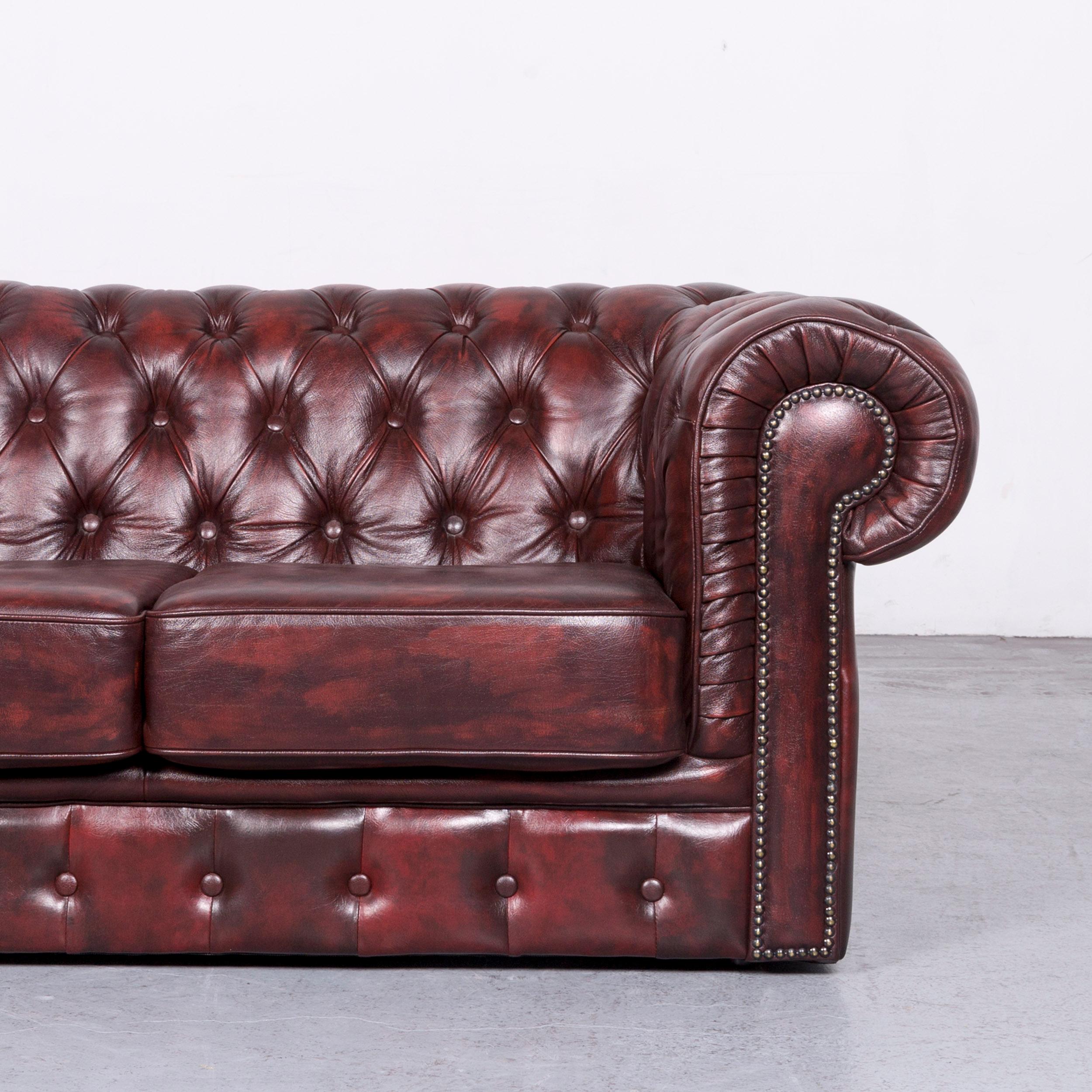 Chesterfield Style Vintage Leather Sofa Two-Seat Couch Red In Good Condition In Cologne, DE