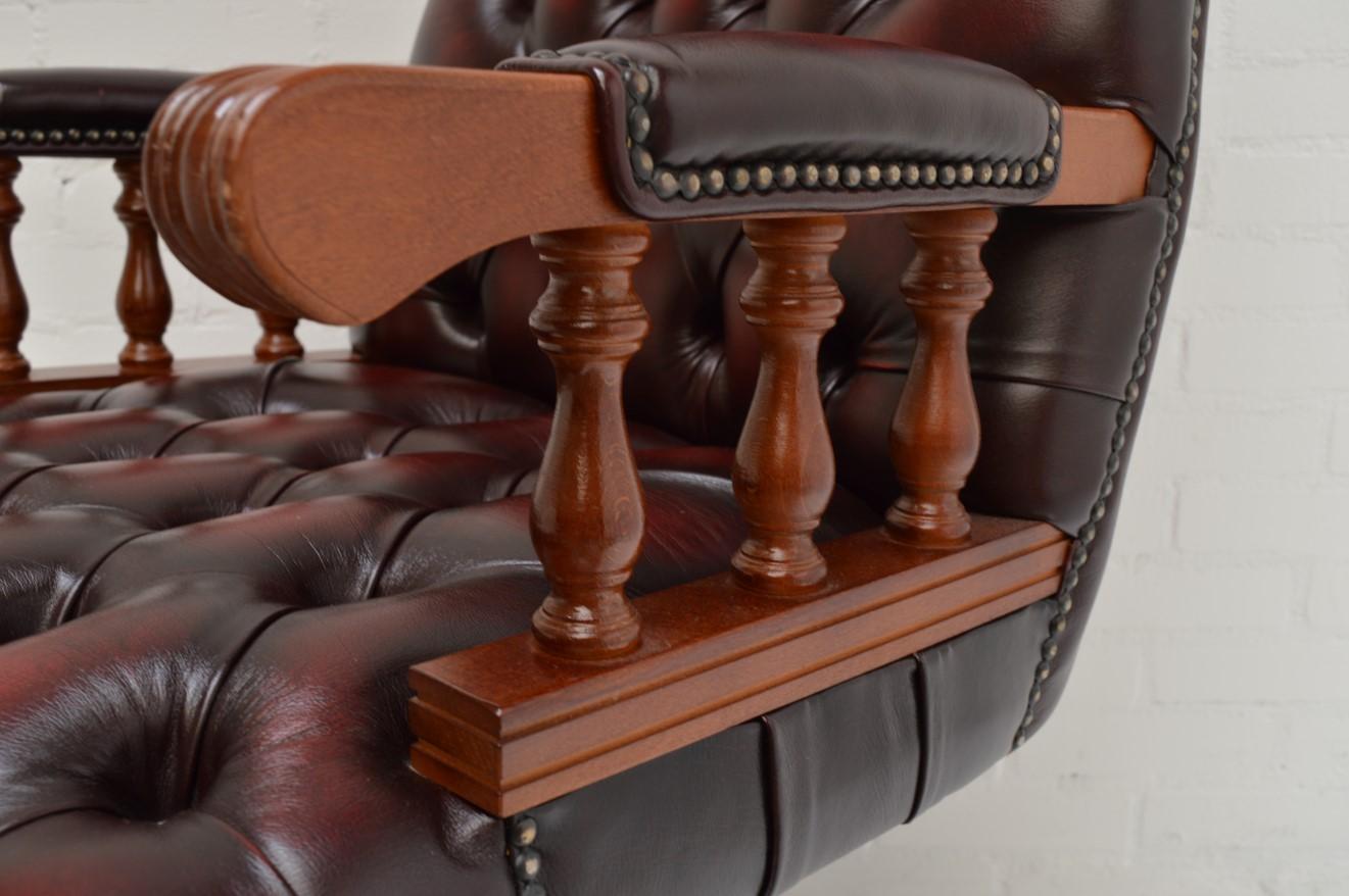 Contemporary Chesterfield Swivel Desk Chair For Sale