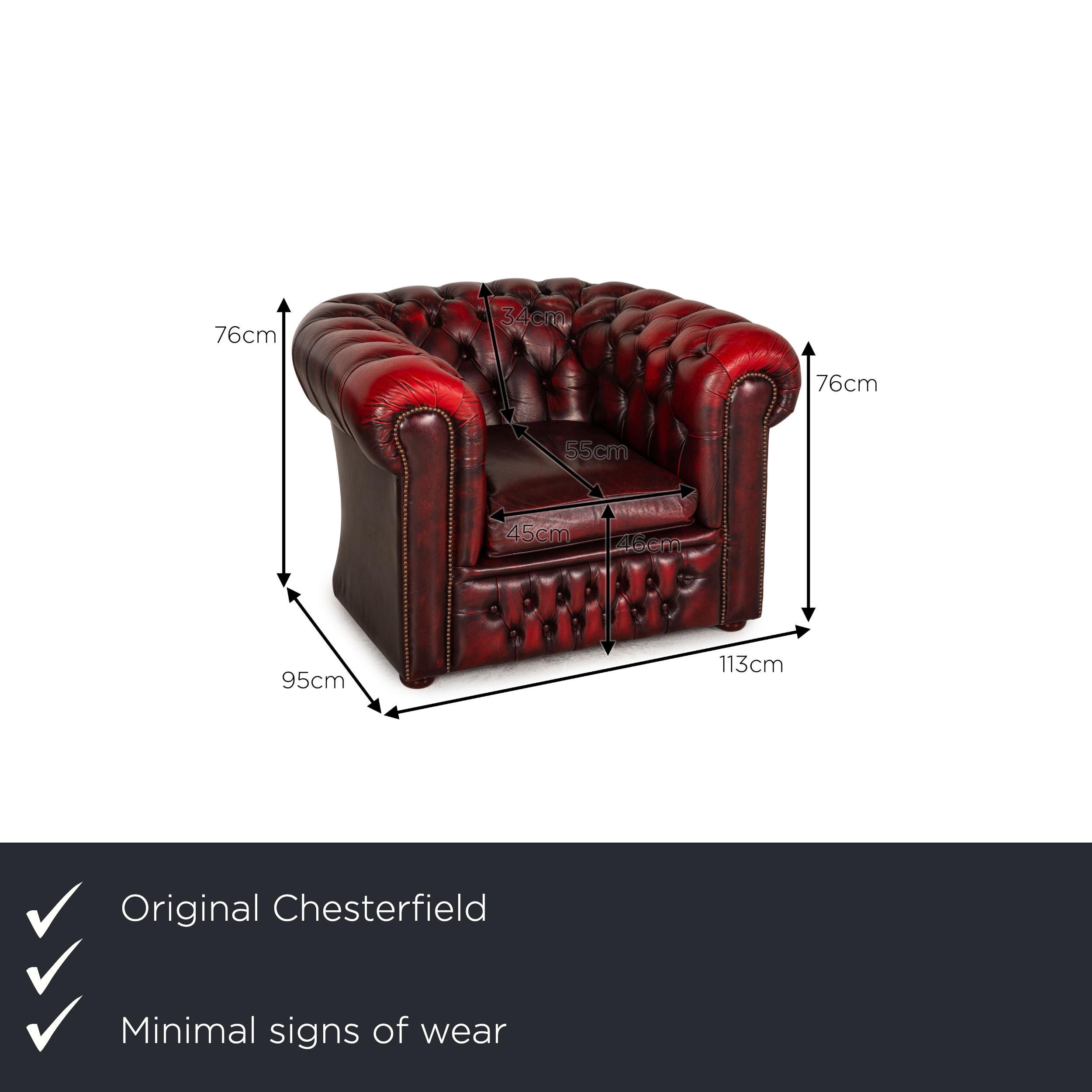 We present to you a Chesterfield Tudor leather armchair dark red.

Product measurements in centimeters:

depth: 95
width: 113
height: 76
seat height: 46
rest height: 76
seat depth: 55
seat width: 45
back height: 34.

 