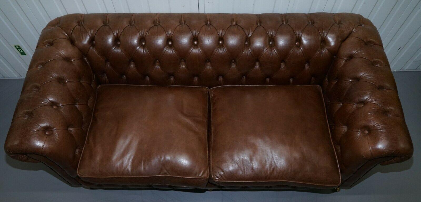 We are delighted to offer for sale this stunning Heritage brown leather Chesterfield 2-3 seater sofa

This sofa is part of a suite, this listing is for the 2-3 seater sofa only.

Each piece is very good looking and well made in lovely condition