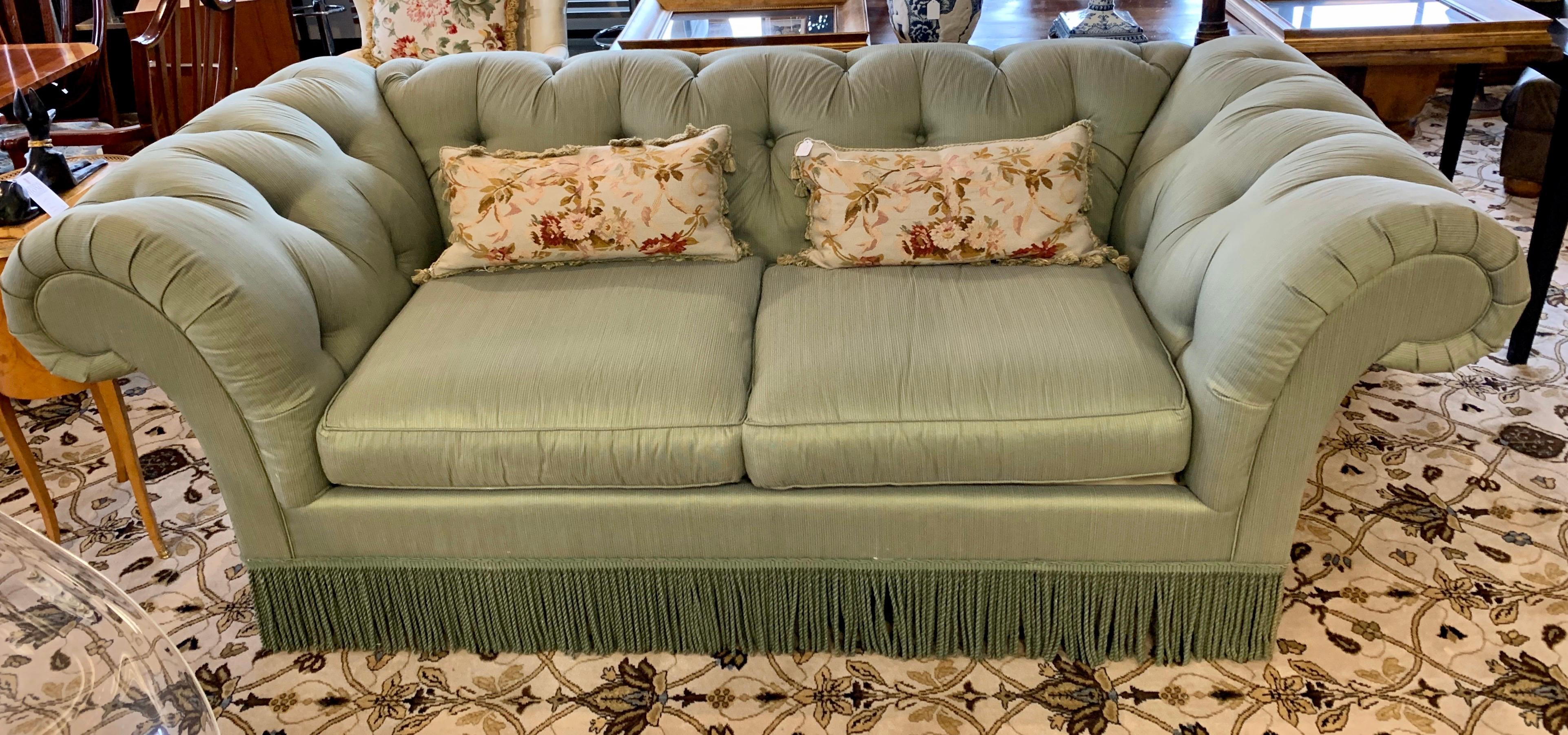 Chesterfield Tufted Sofa Olive Green 4