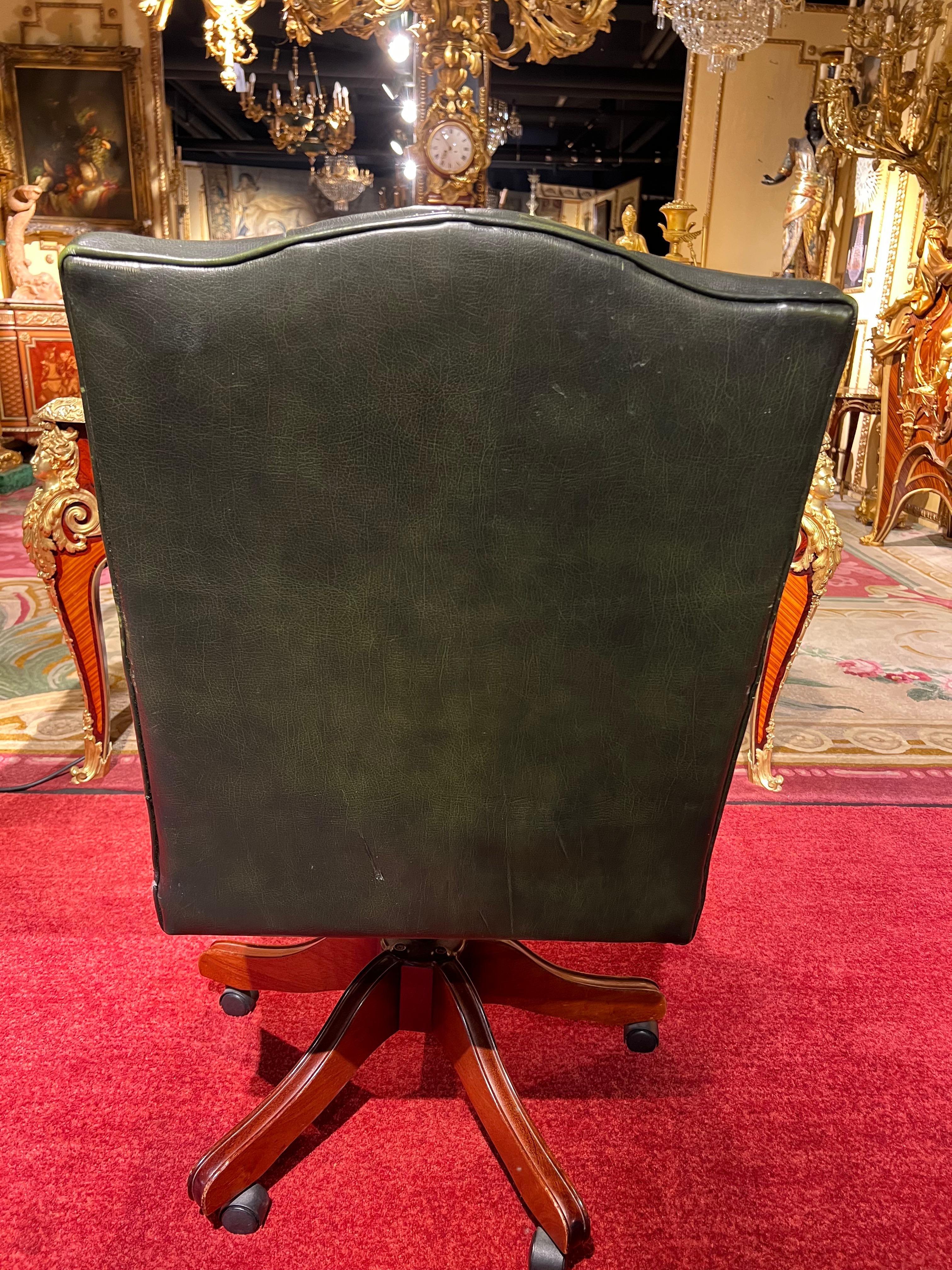 Chesterfield Vintage Captain's Office Chair in Green Leather 5