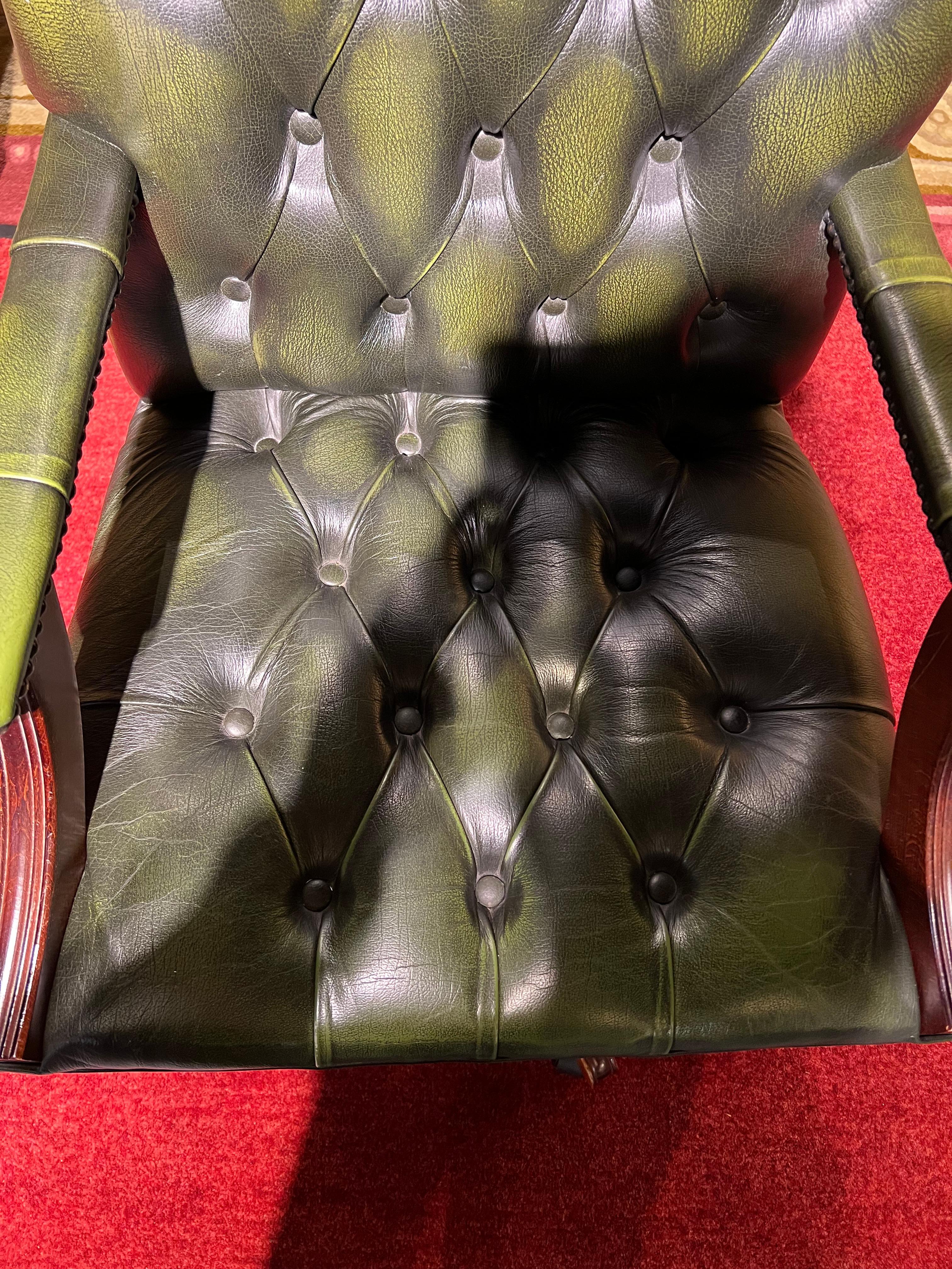 Chesterfield Vintage Captain's Office Chair in Green Leather 2