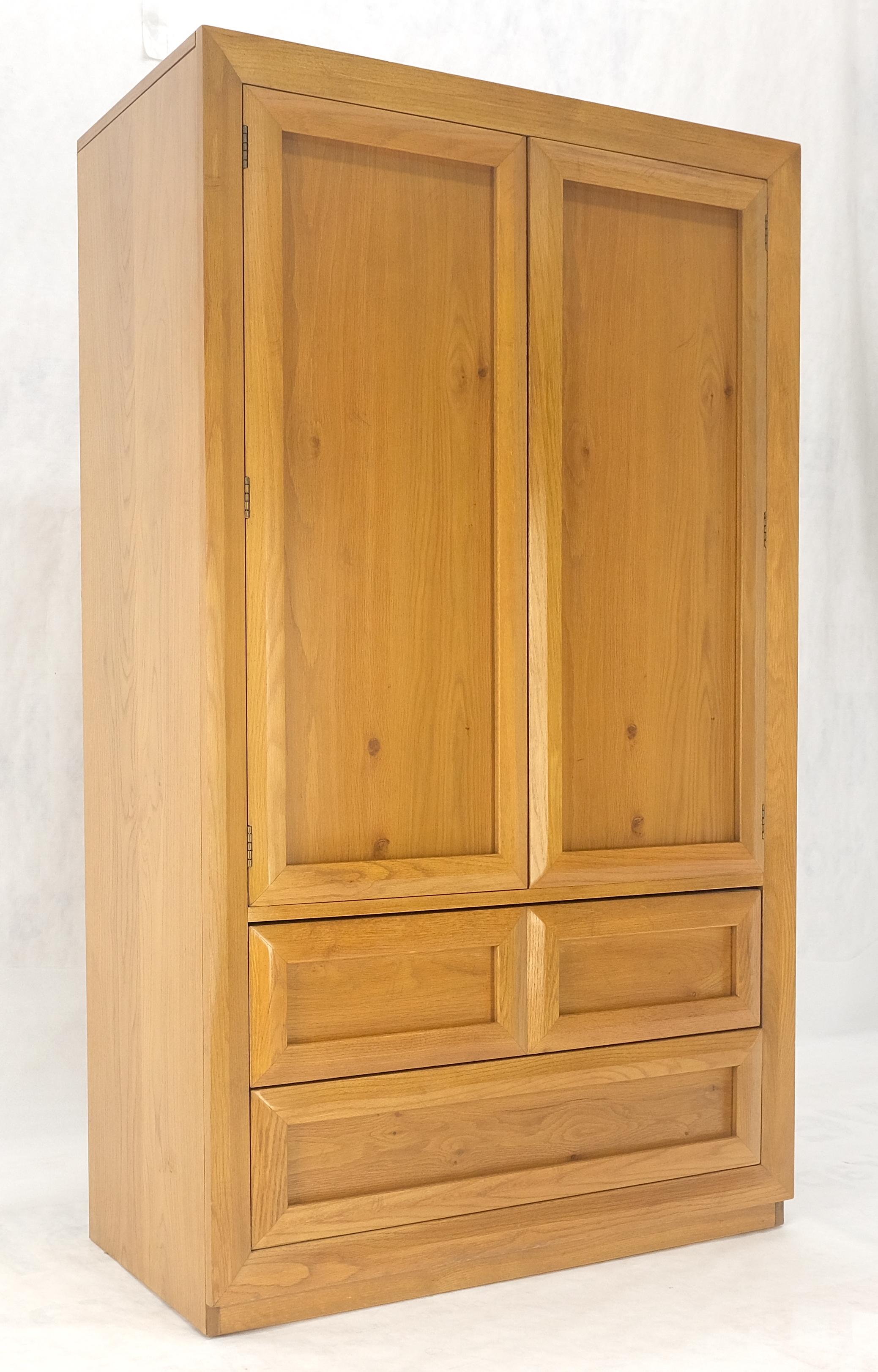 Chestnut 2 Beveled Doors Compartment Gentlemen's Chest Dresser Cabinet MINT! For Sale 5