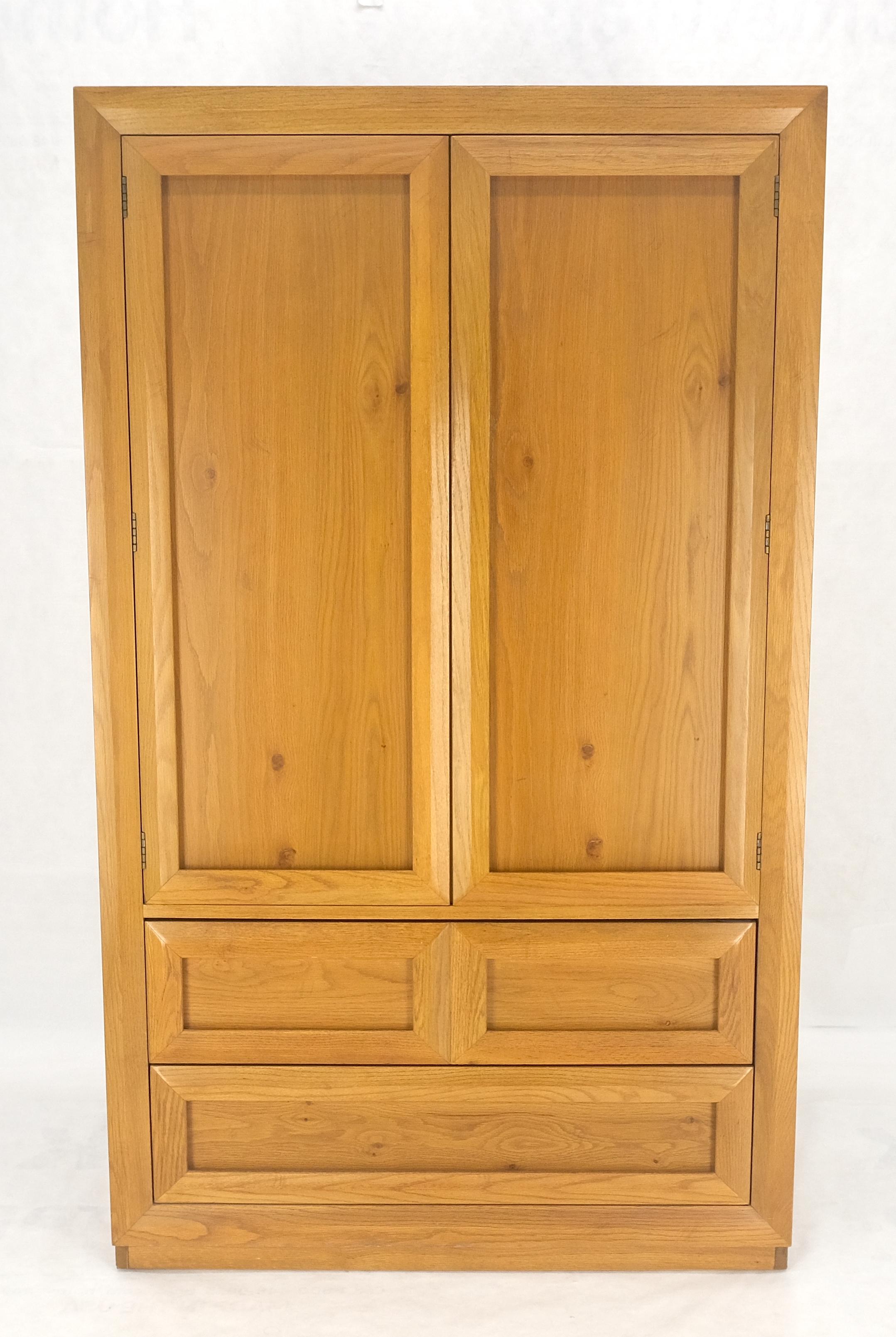 Chestnut 2 Beveled Doors Compartment Gentlemen's Chest Dresser Cabinet MINT! For Sale 6