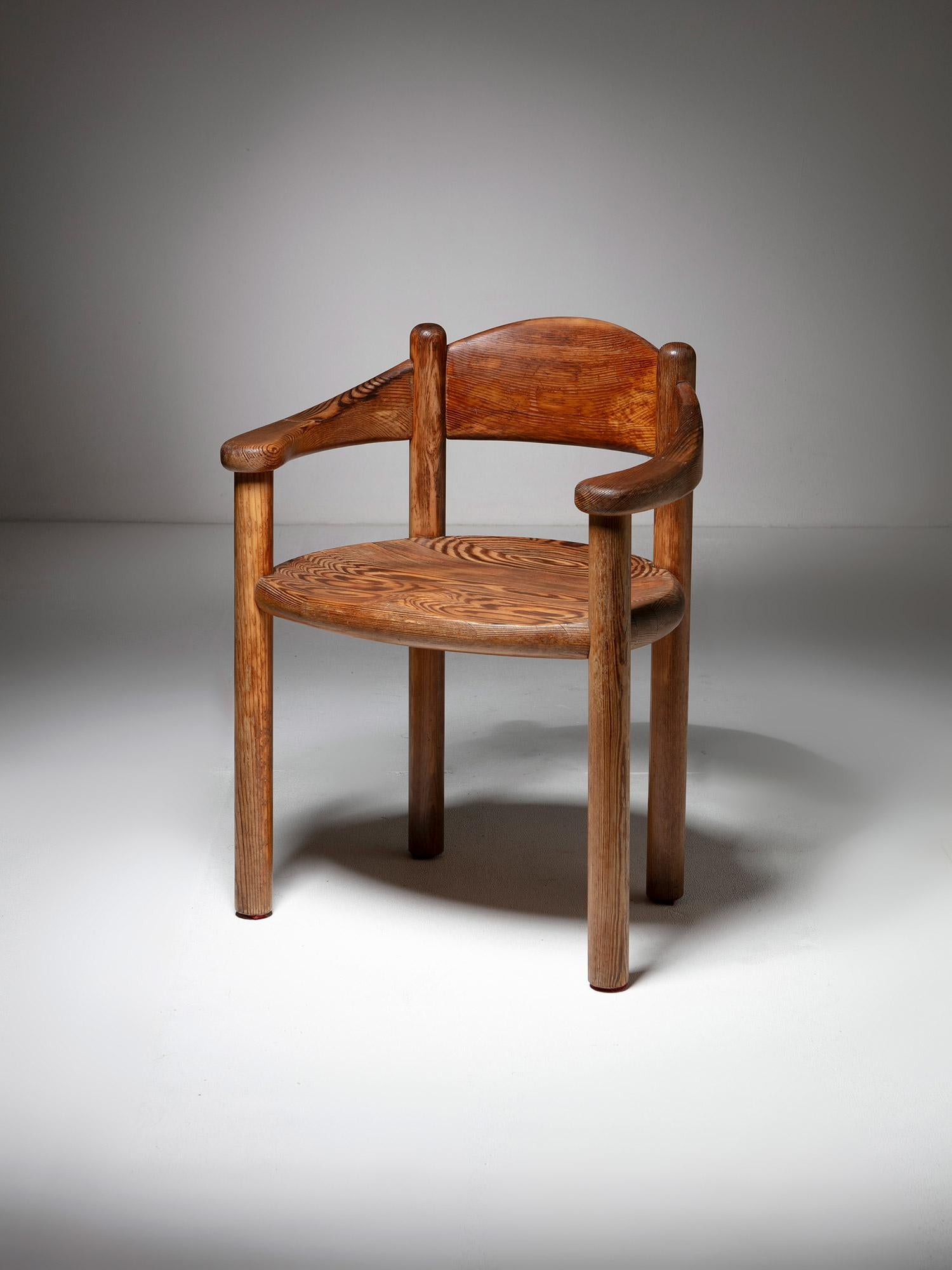 Rare 60's armchair with solid chestnut frame.
Studio furniture reminding the work of Alexandre Noll among others.