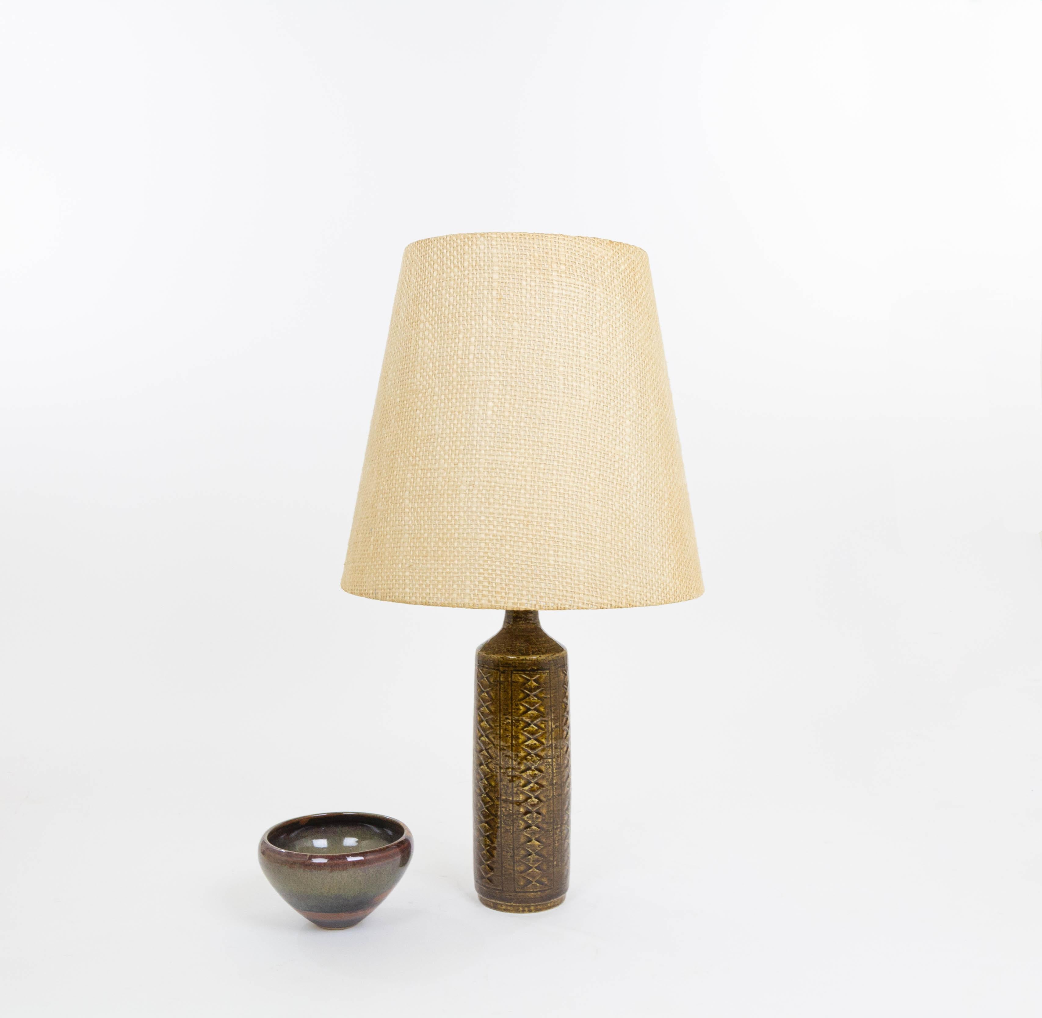 Glazed Chestnut Brown DL/27 table lamp by Linnemann-Schmidt for Palshus, 1960s For Sale