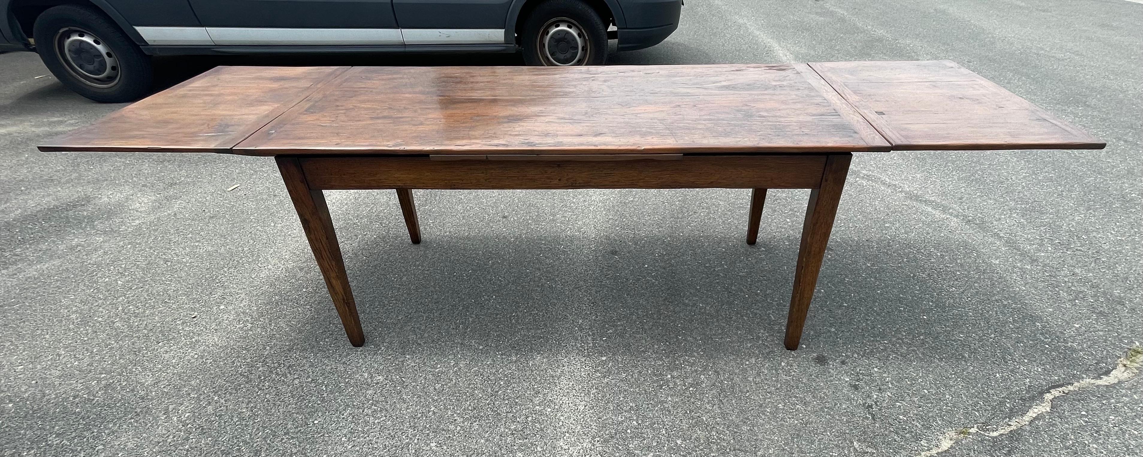 Chestnut Draw Leaf Table In New Condition For Sale In Nantucket, MA