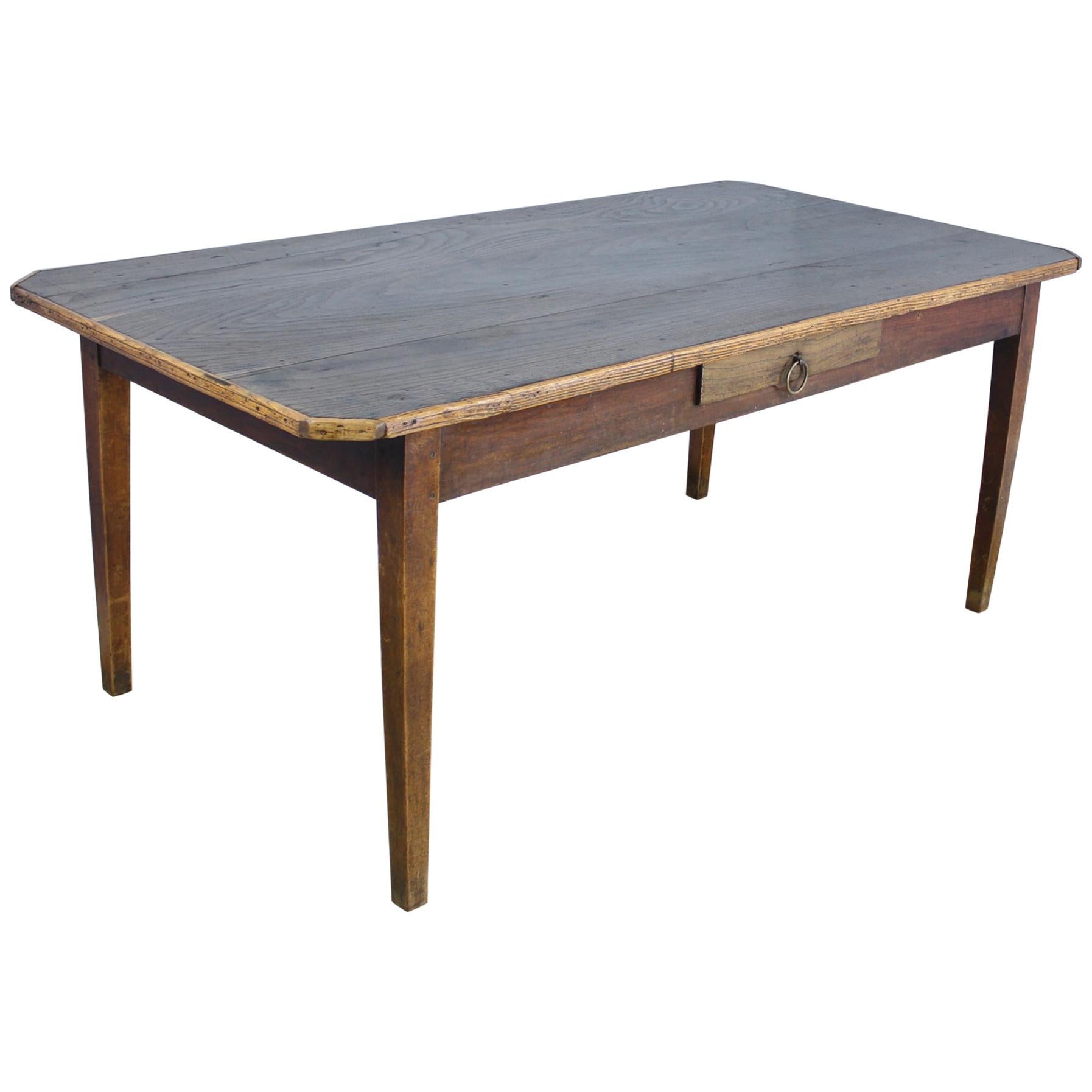Chestnut Farm Table with Canted Corners and Decorative Edge