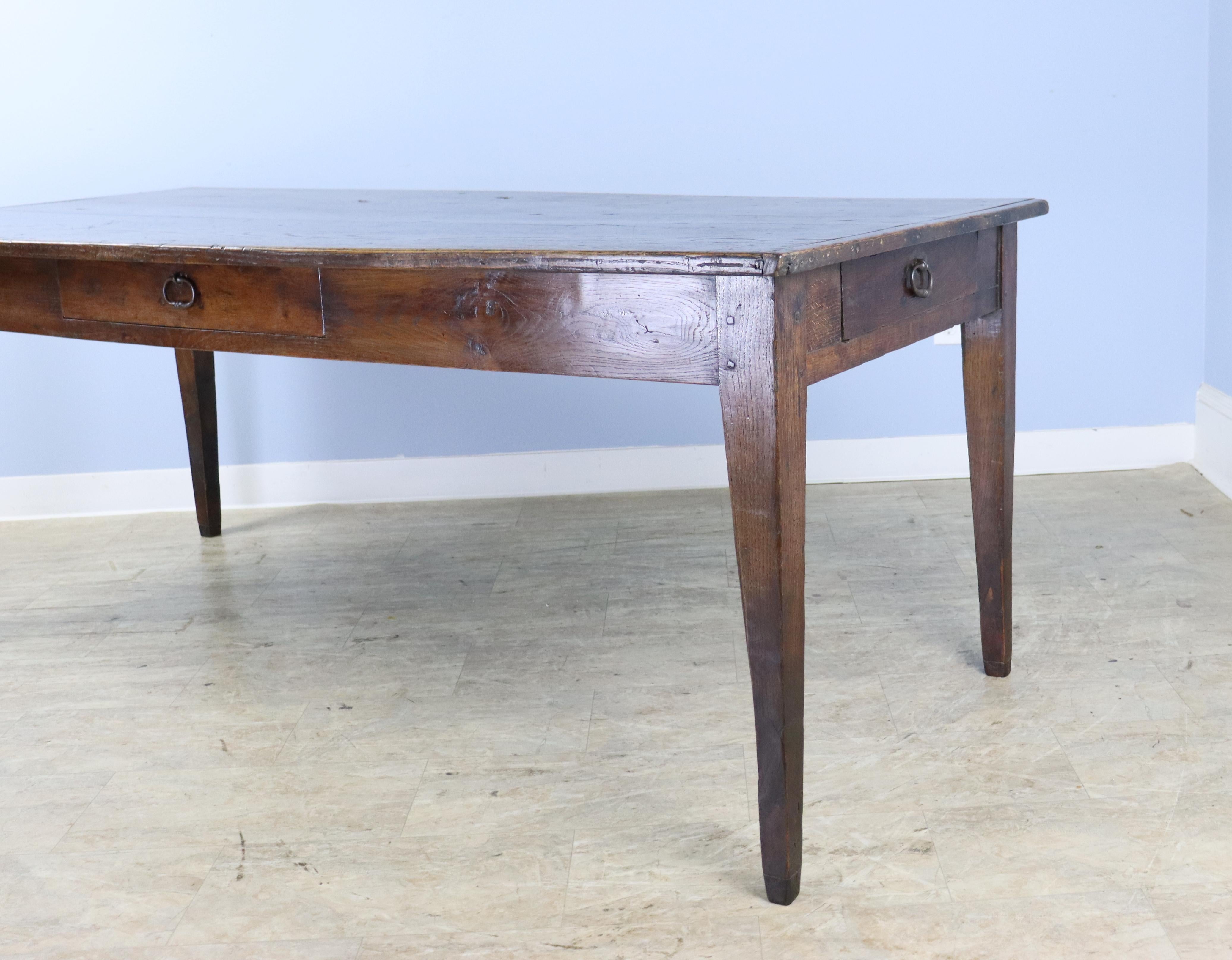 Chestnut Farm Table with Wide Planks In Good Condition For Sale In Port Chester, NY