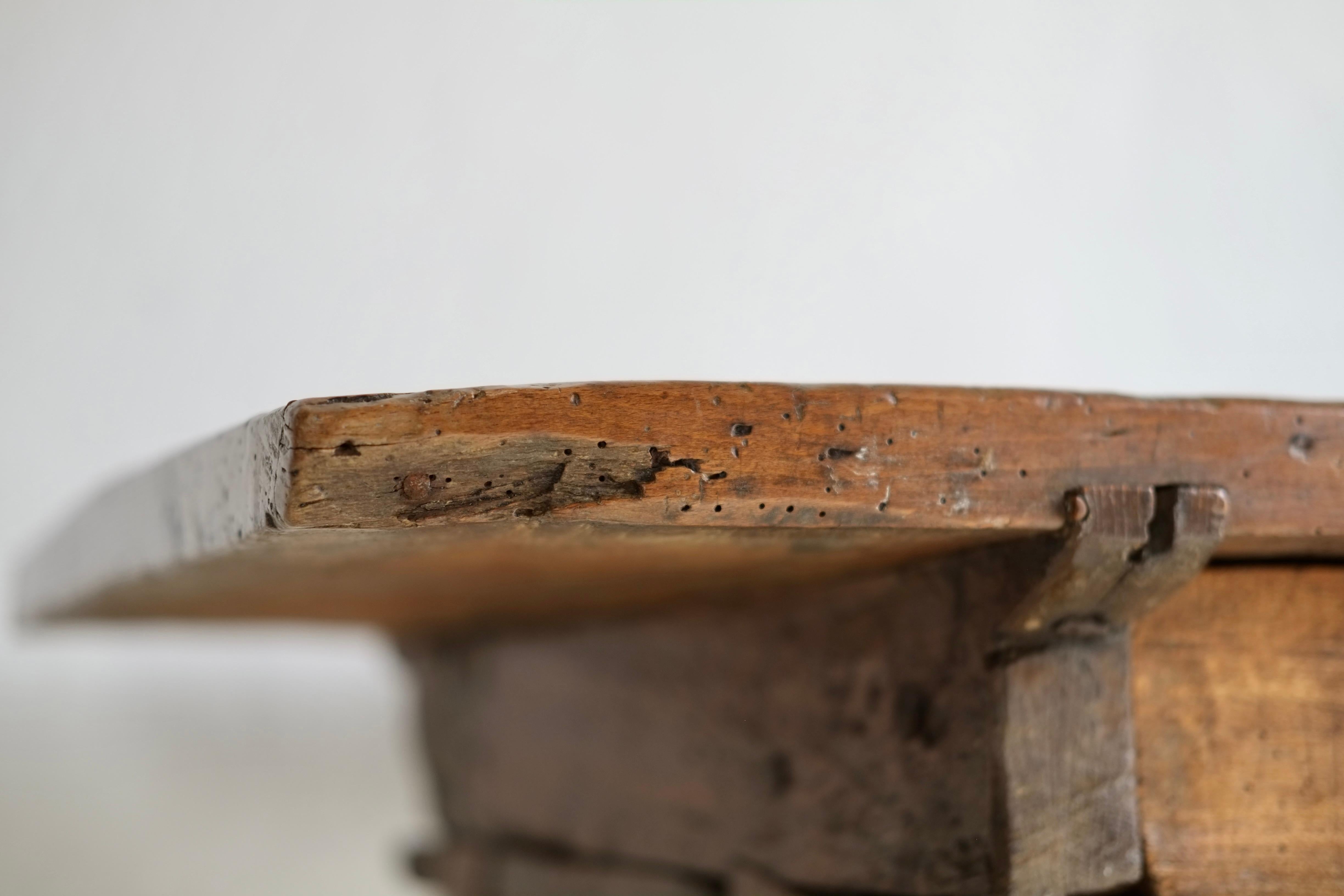 Mesa despensa de castaño y roble Madera