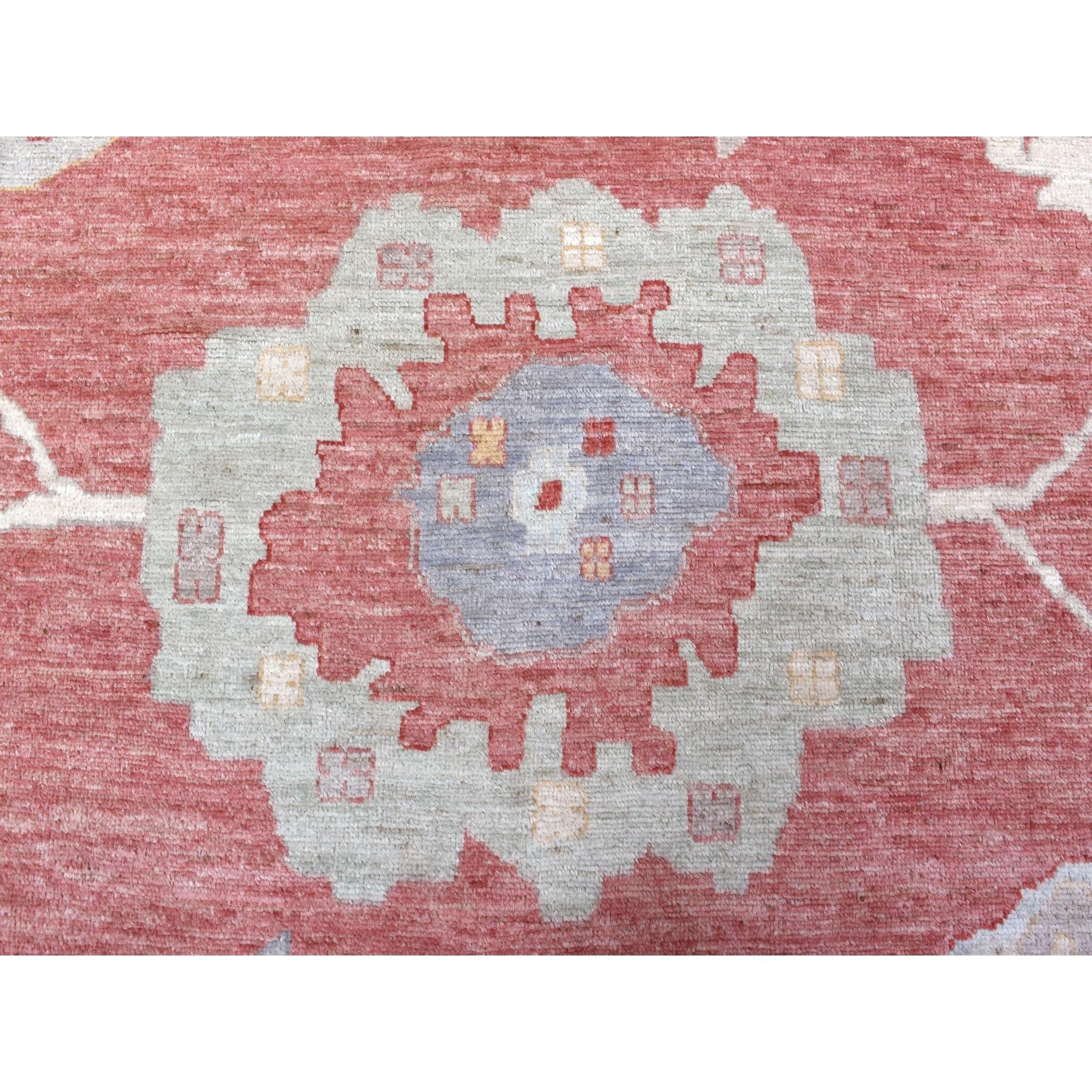 Handgeknüpfter übergroßer Teppich aus afghanischer Wolle Angora Oushak in Kastanienholz, Rosa, 13'9