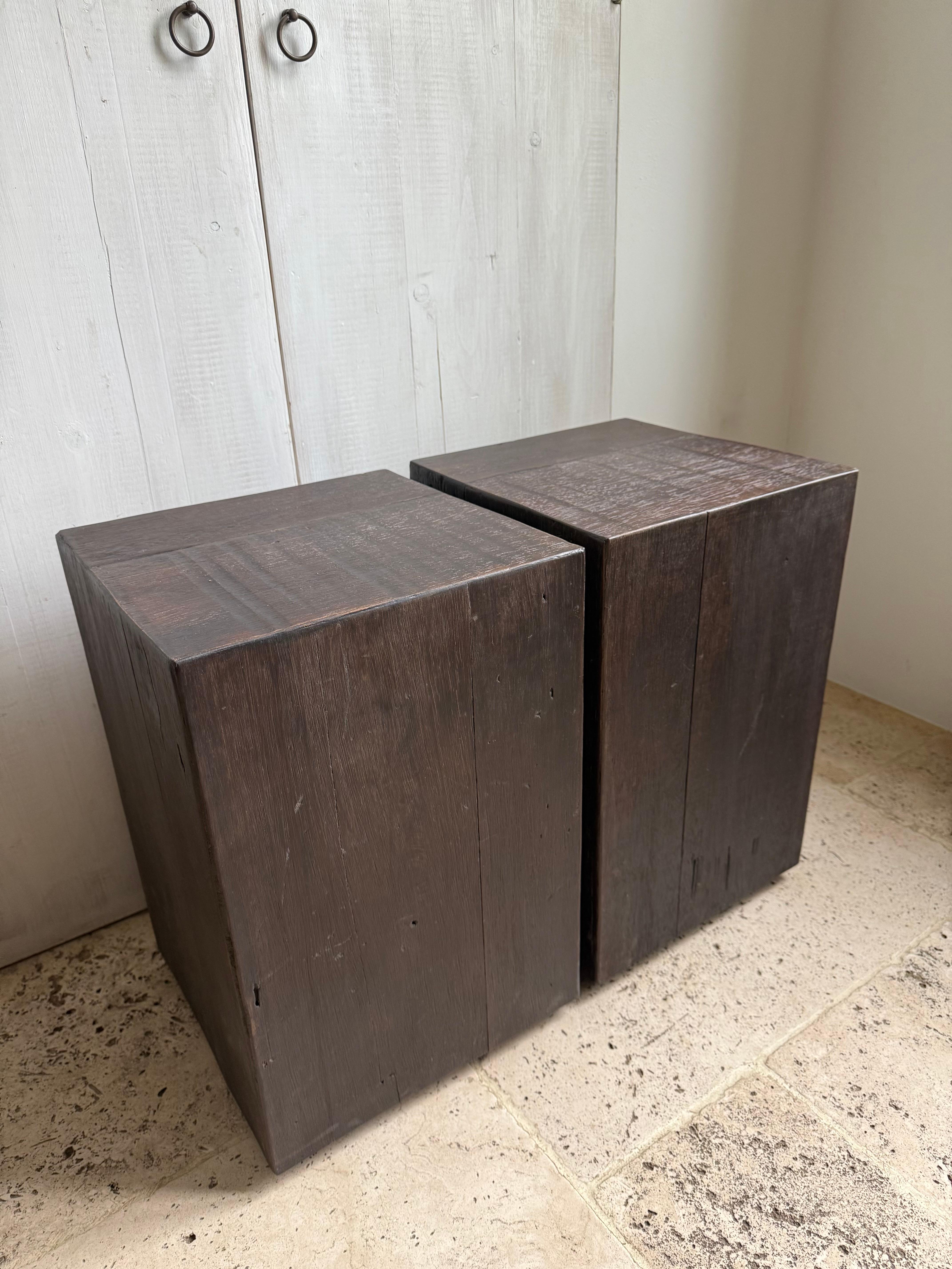 Belge Cubes en bois de châtaignier en vente