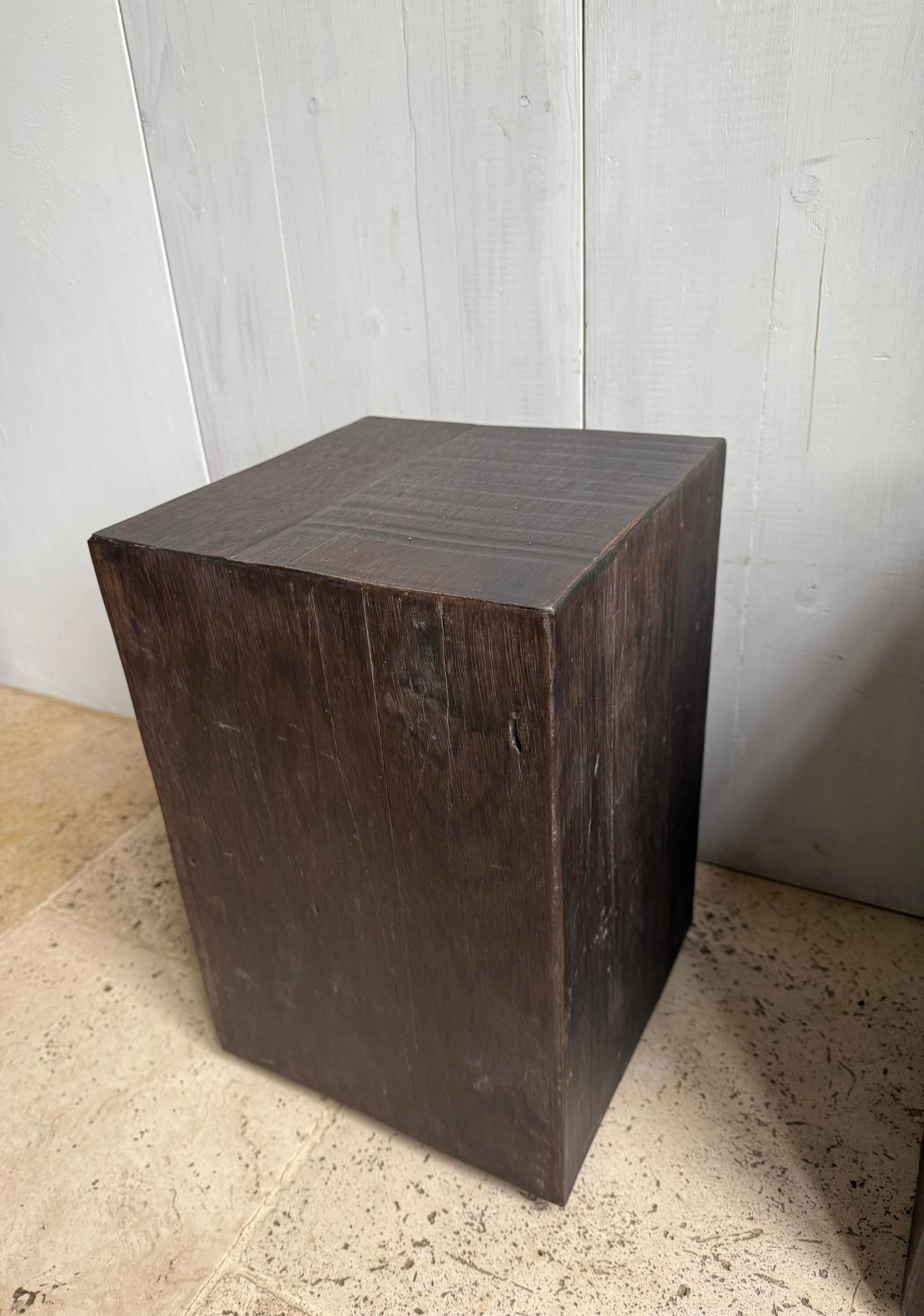 Cubes en bois de châtaignier Bon état - En vente à Nijlen, BE