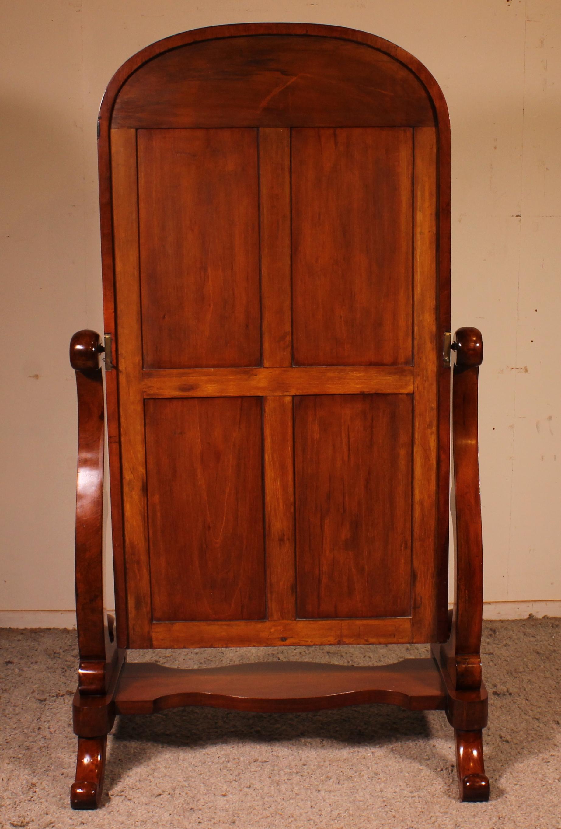 Cheval Mirror in Mahogany, 19th Century For Sale 1