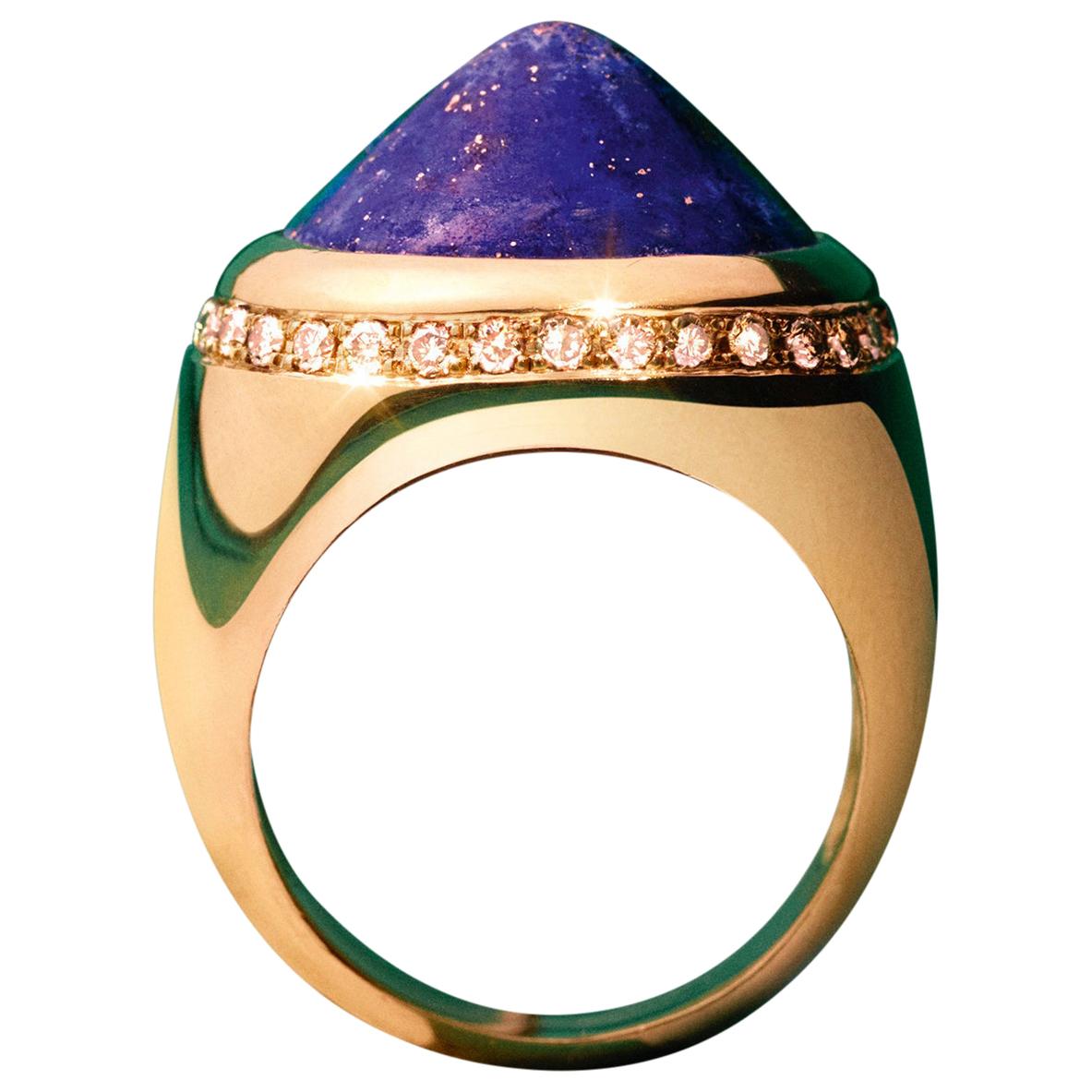 Chevalier, Lapis lazuli and Diamond, signet ring, yellow gold 18k, cabochon