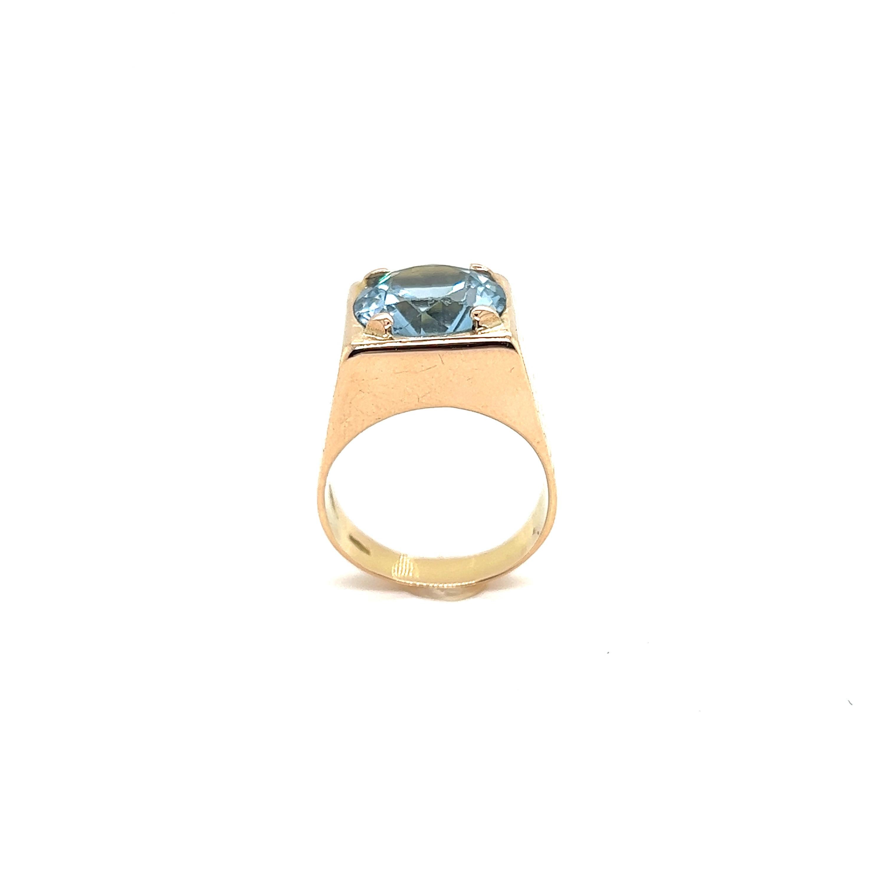 Chevalière French Style Aquamarine Yellow Gold Solid 18 Carat For Sale 6