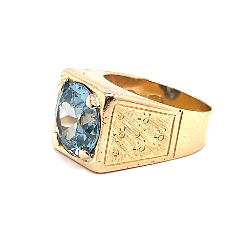 Chevalière French Style Aquamarine Yellow Gold Solid 18 Carat For Sale at  1stDibs | chevalière 18 carats