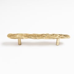 Chevron 1 pull handle