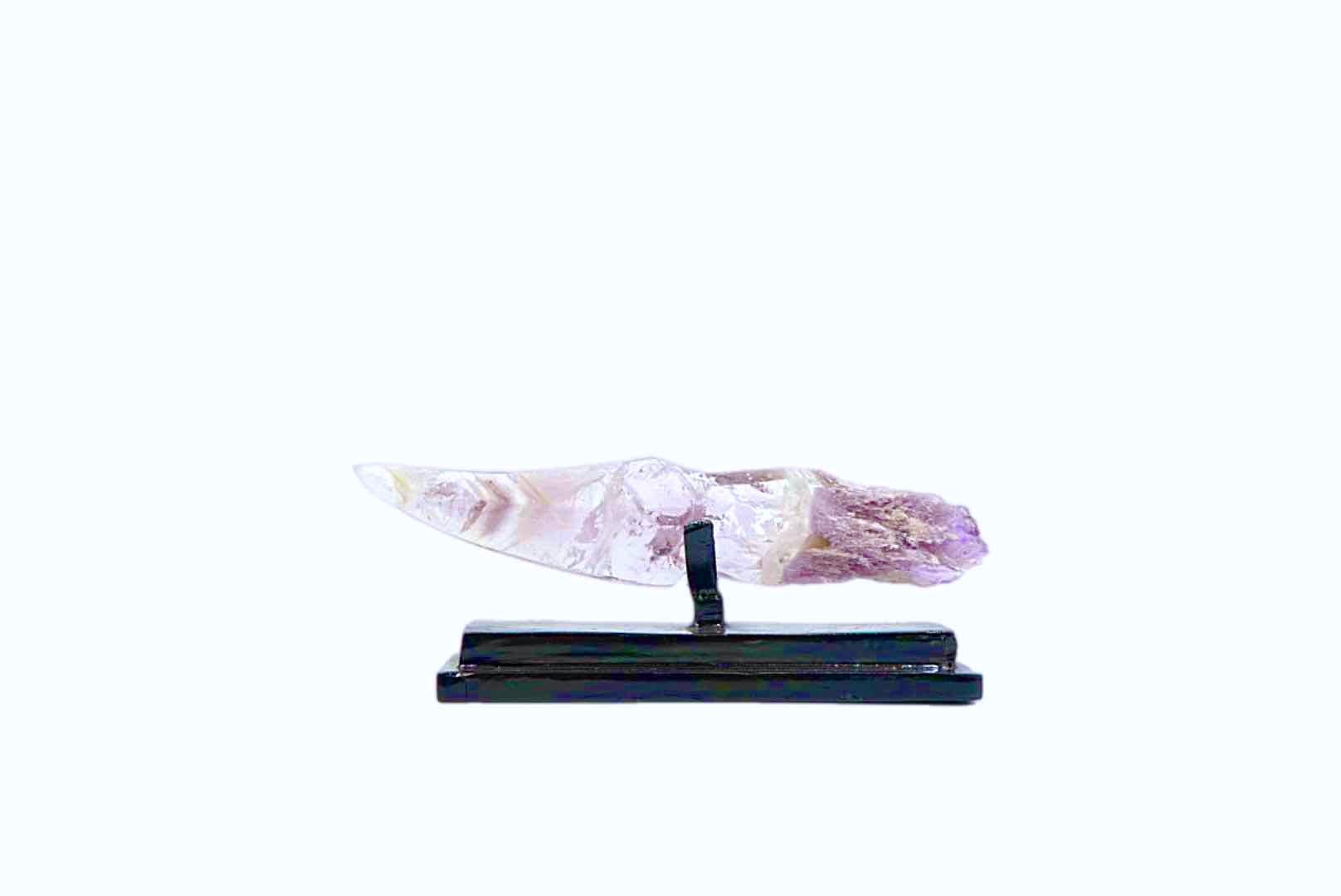 Chevron Amethyst Hand-Carved Dagger In New Condition For Sale In Malibu, CA