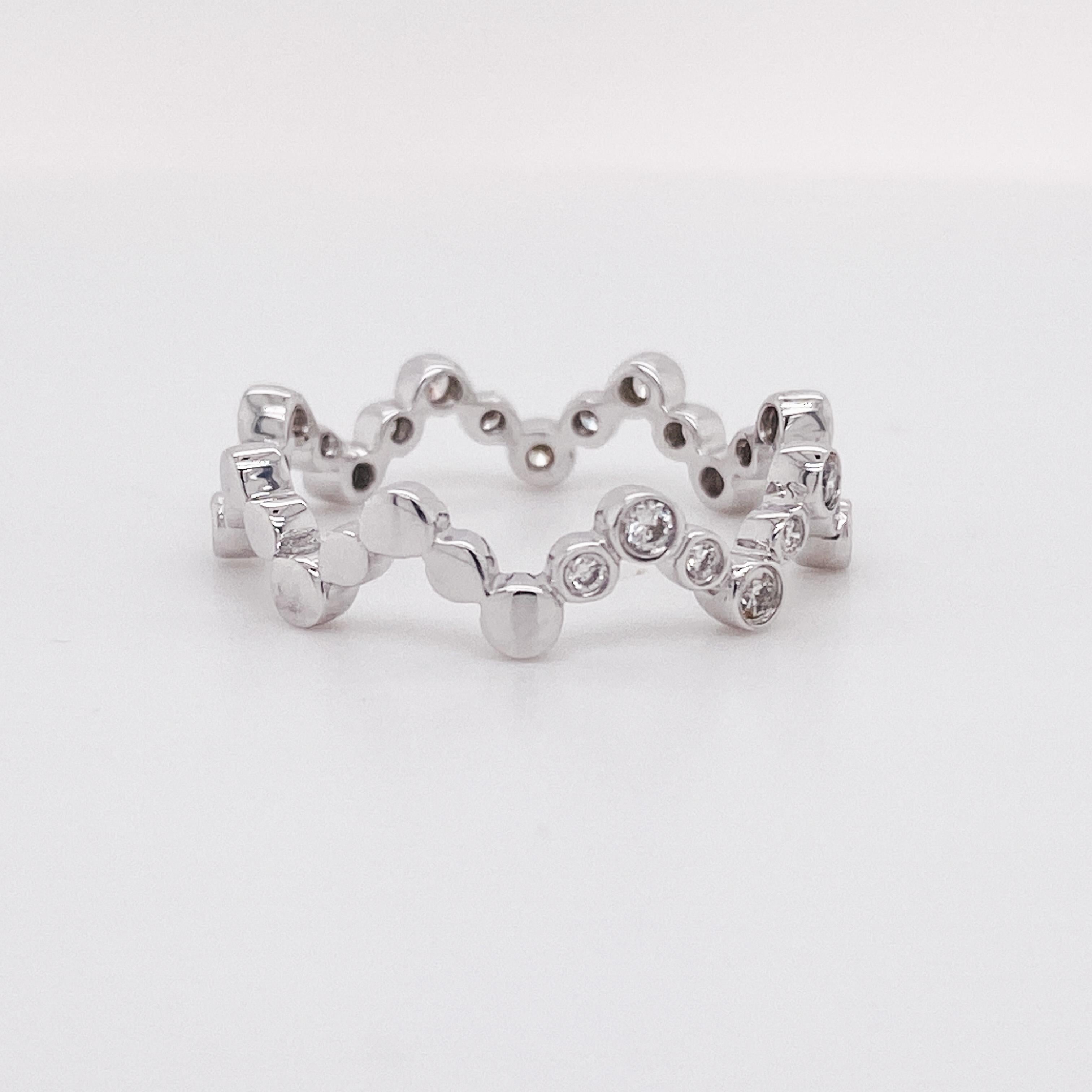 For Sale:  Chevron Bubble Diamond Band .34ct in 18k White Gold Bezel Zig Zag Stackable Ring 2