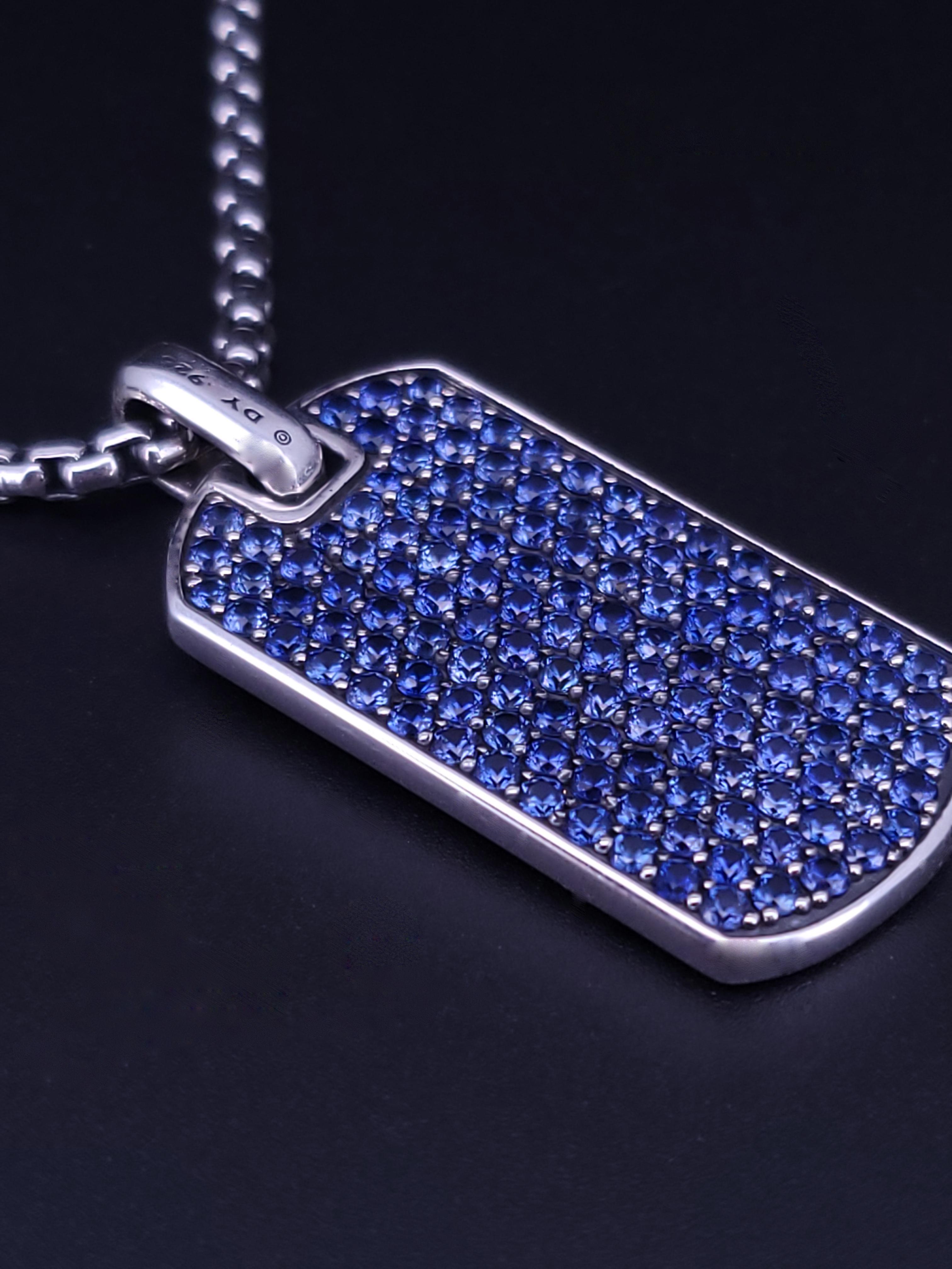 Targhetta Chevron in argento 925 con  Zaffiro blu A. Stone In condizioni ottime in vendita a New York, NY